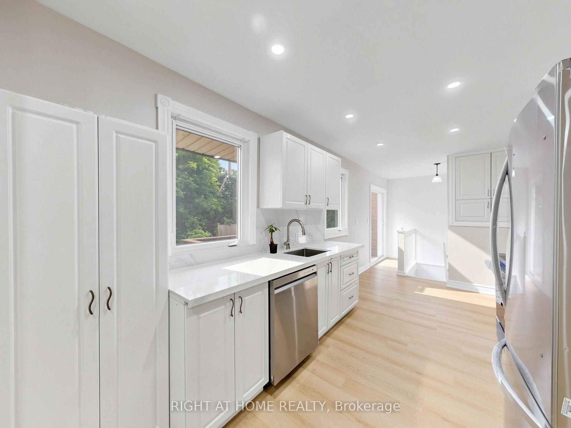 8 Caledonia Road Property Photo 6