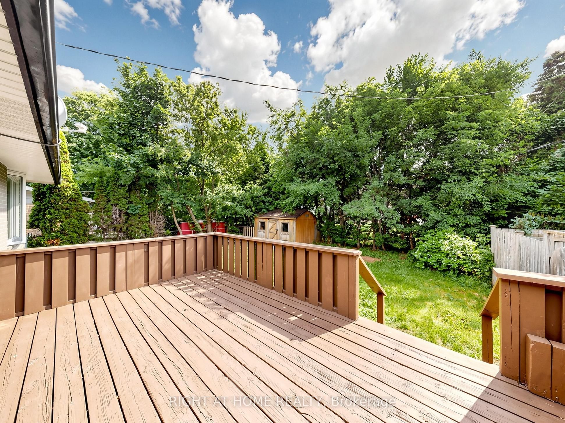 8 Caledonia Road Property Photo 9