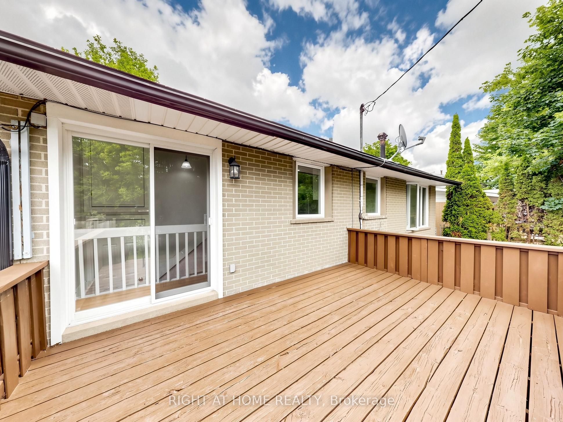 8 Caledonia Road Property Photo 10