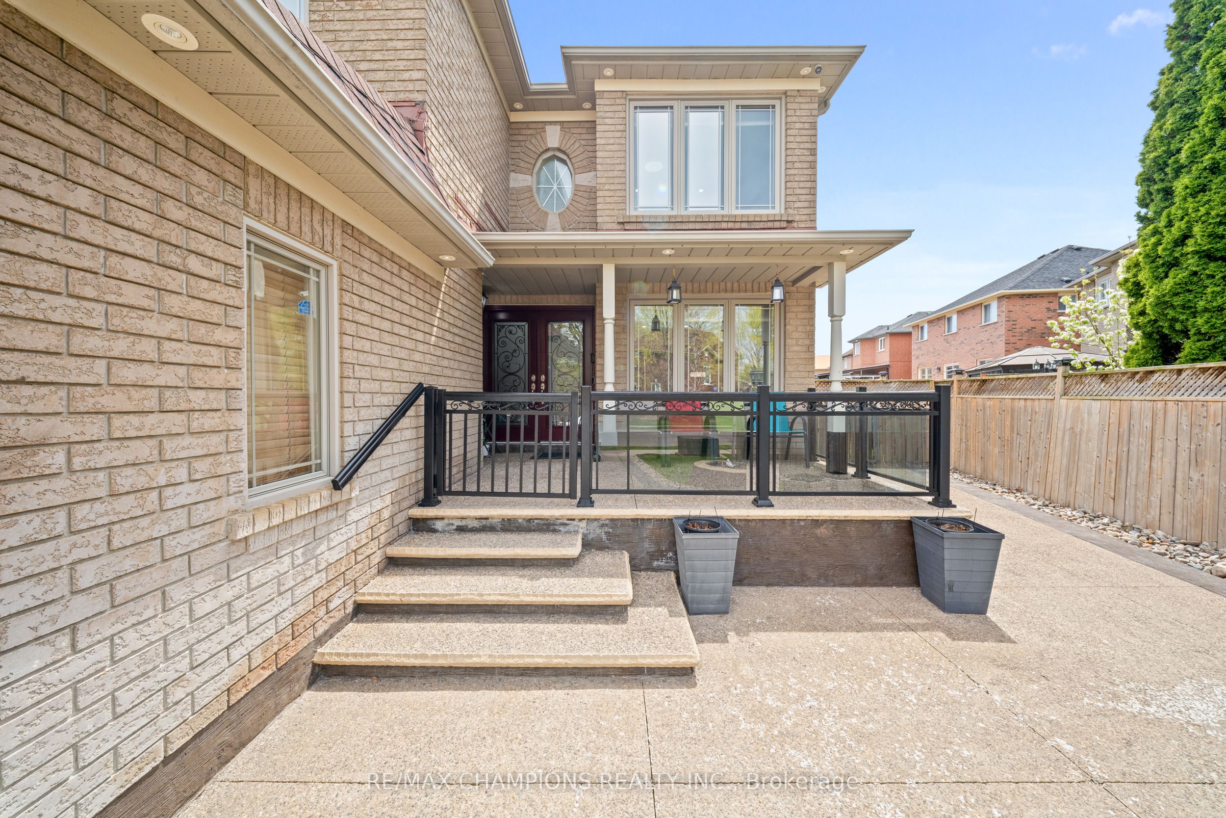 3 Fiddleneck Crescent Property Photo 4