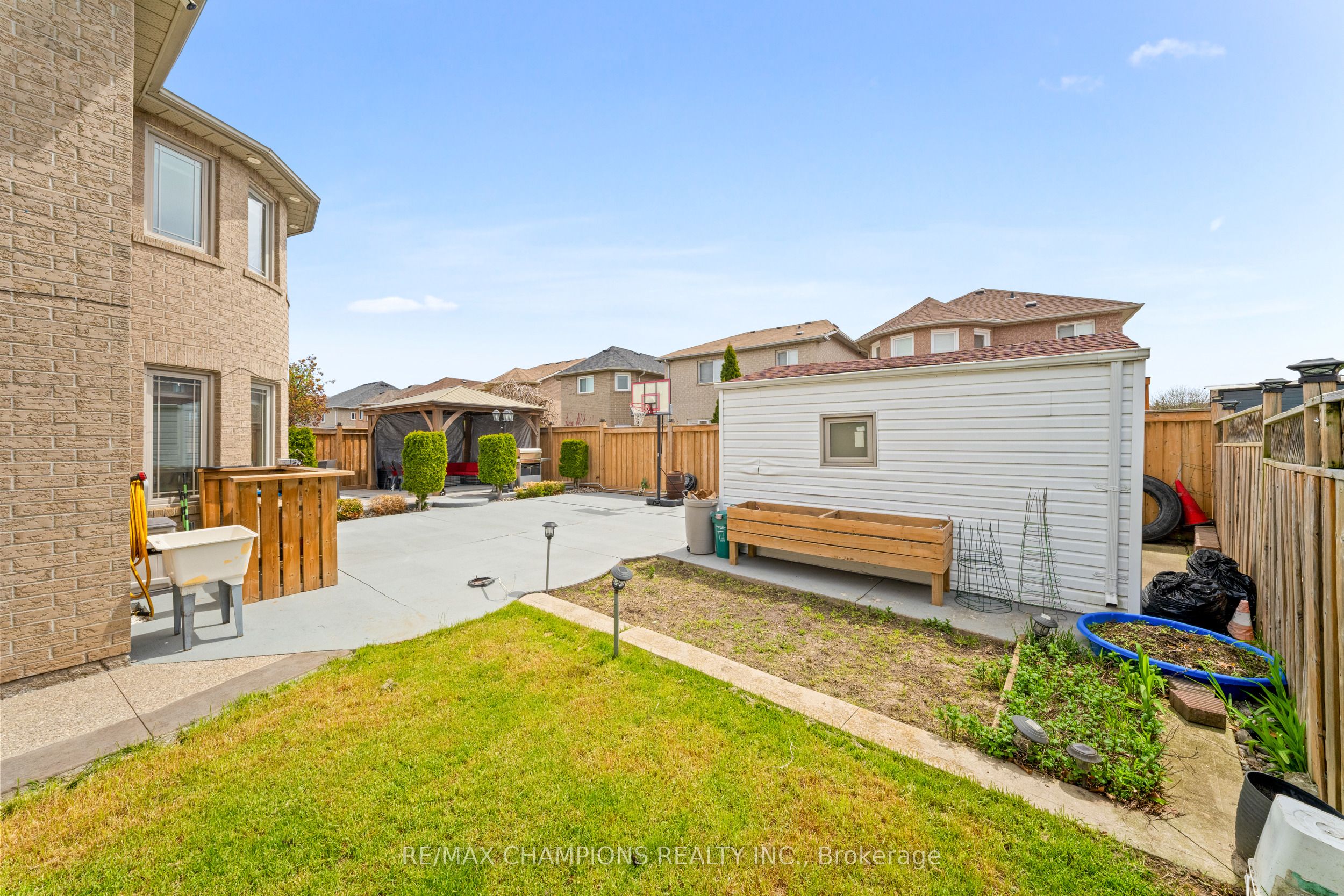 3 Fiddleneck Crescent Property Photo 45