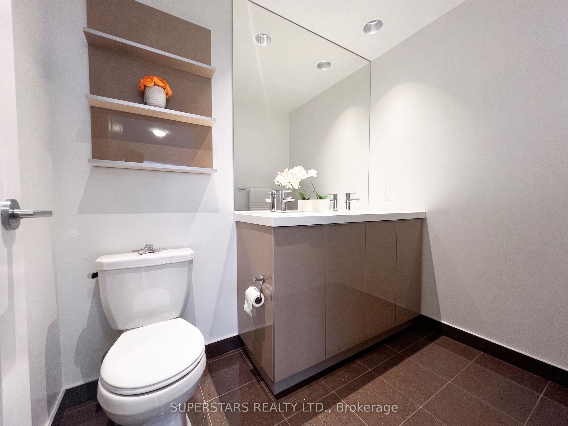 80 Marine Parade Drive 2302 Property Photo 12