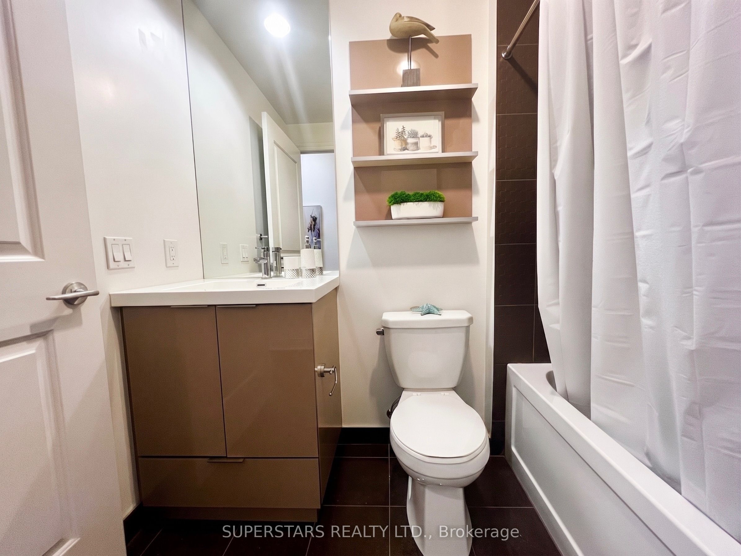 80 Marine Parade Drive 2302 Property Photo 13