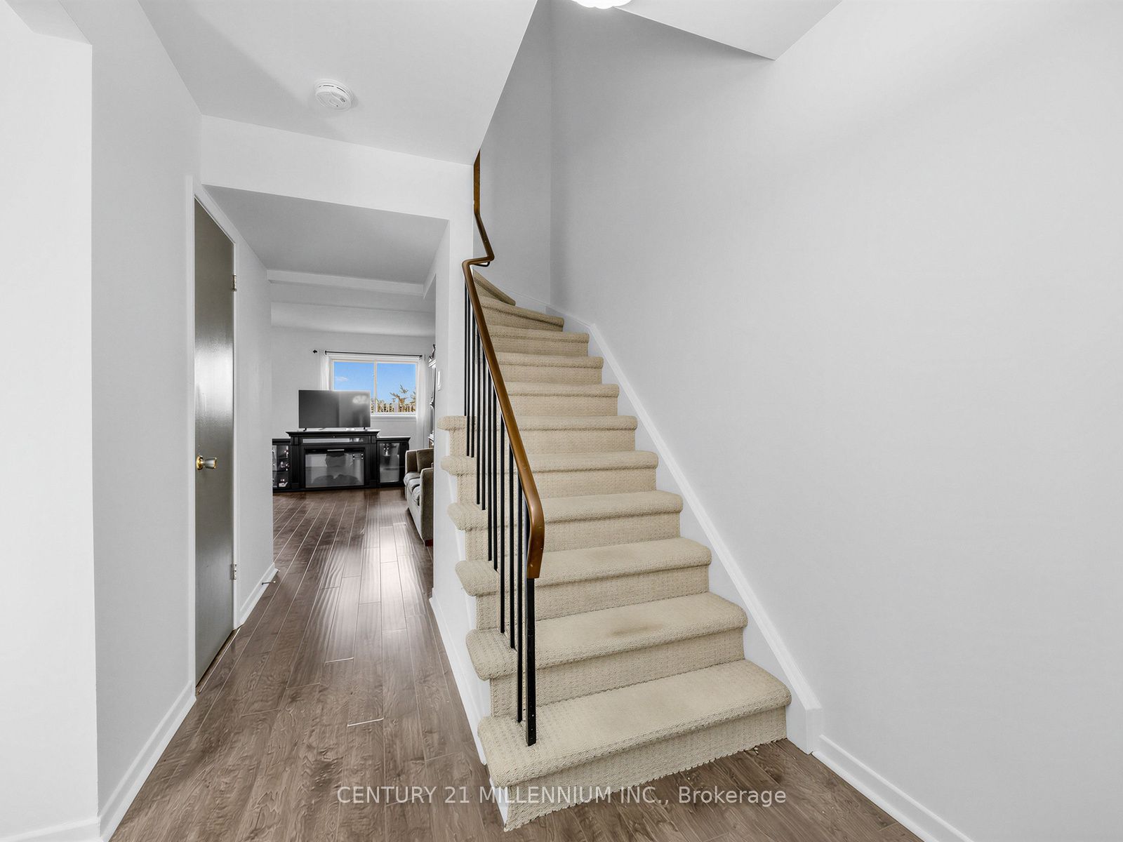 1020 Central Park Drive W 52 Property Photo 16