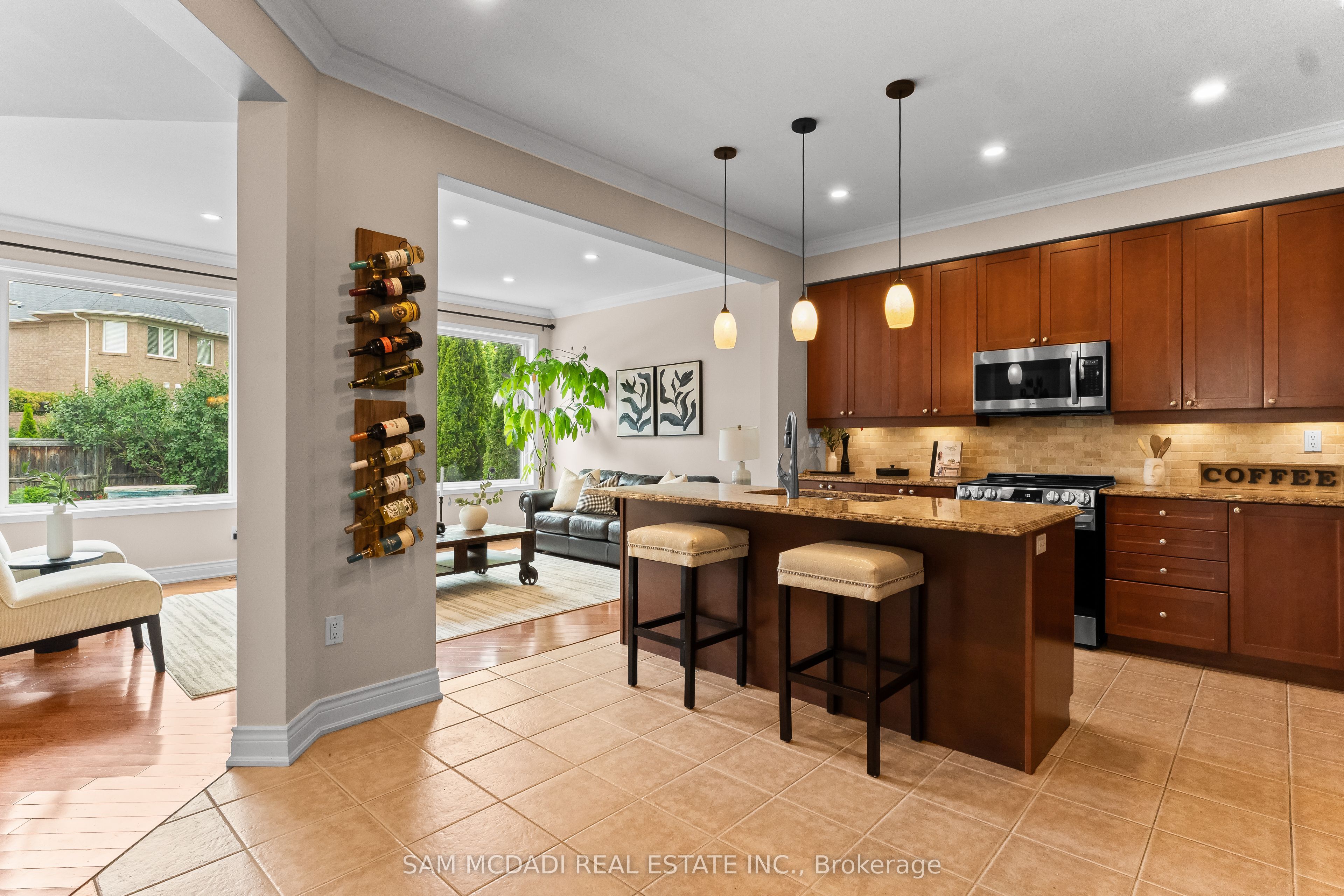 899 Pickersgill Crescent Property Photo 12