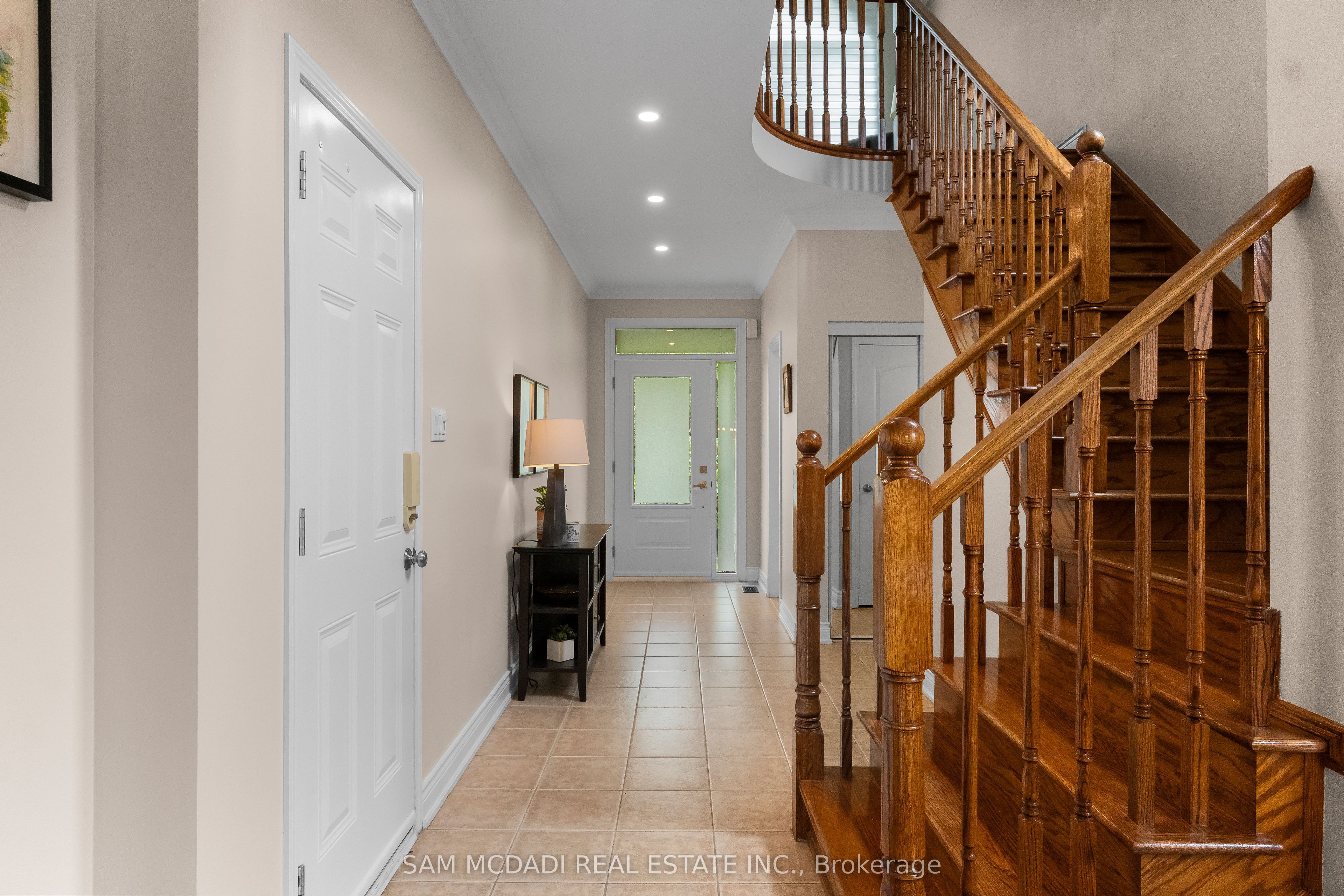 899 Pickersgill Crescent Property Photo 18