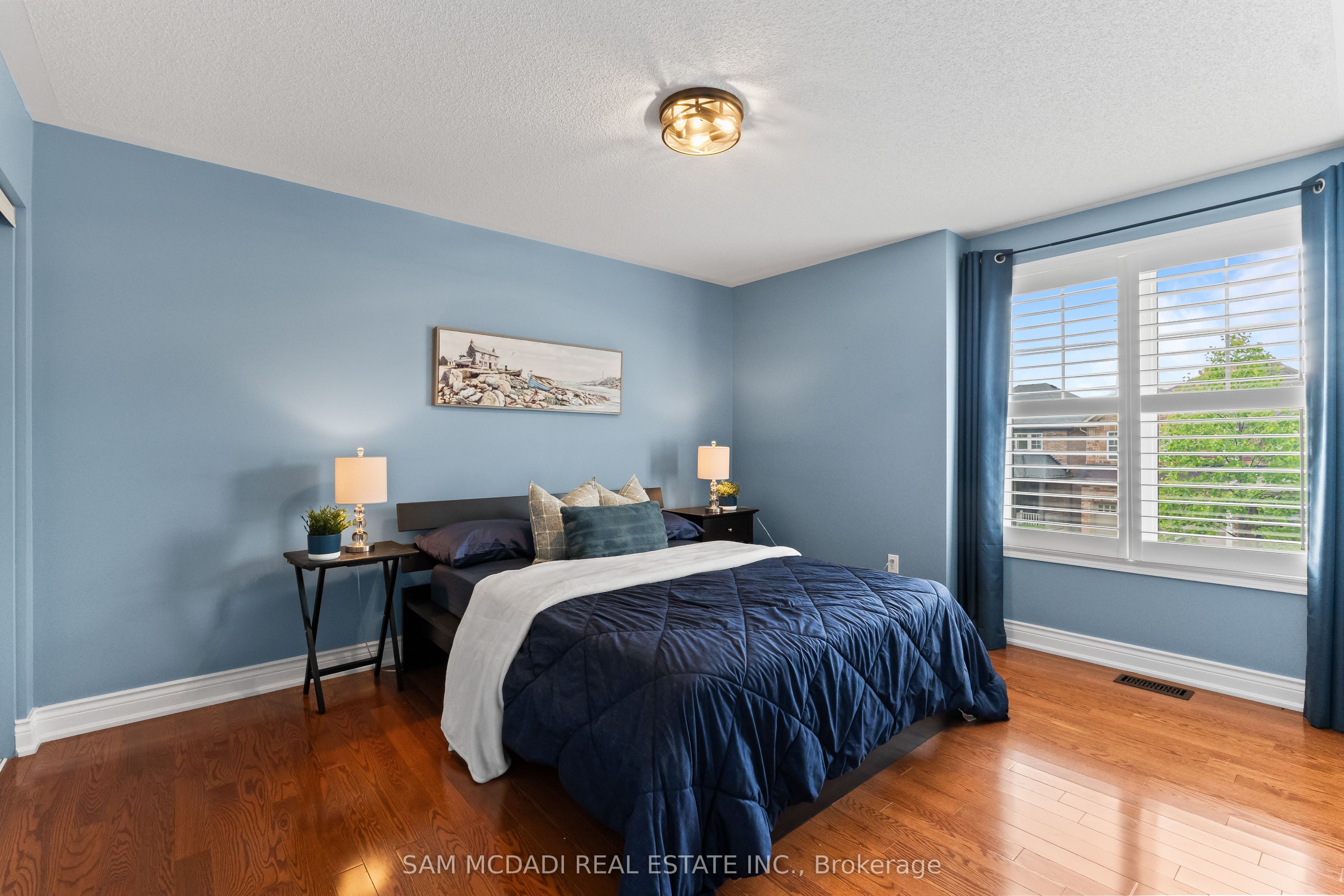 899 Pickersgill Crescent Property Photo 22