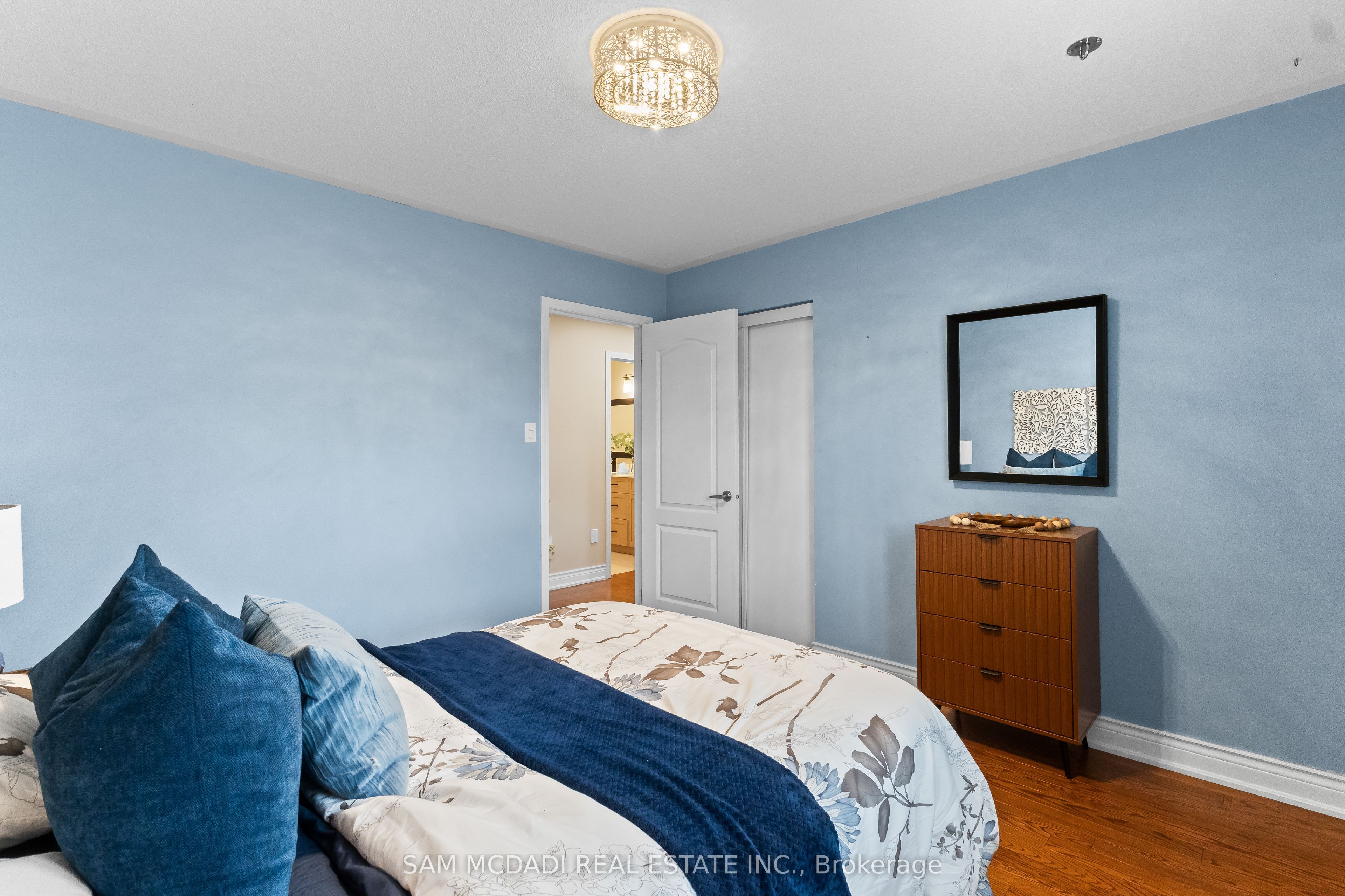 899 Pickersgill Crescent Property Photo 26