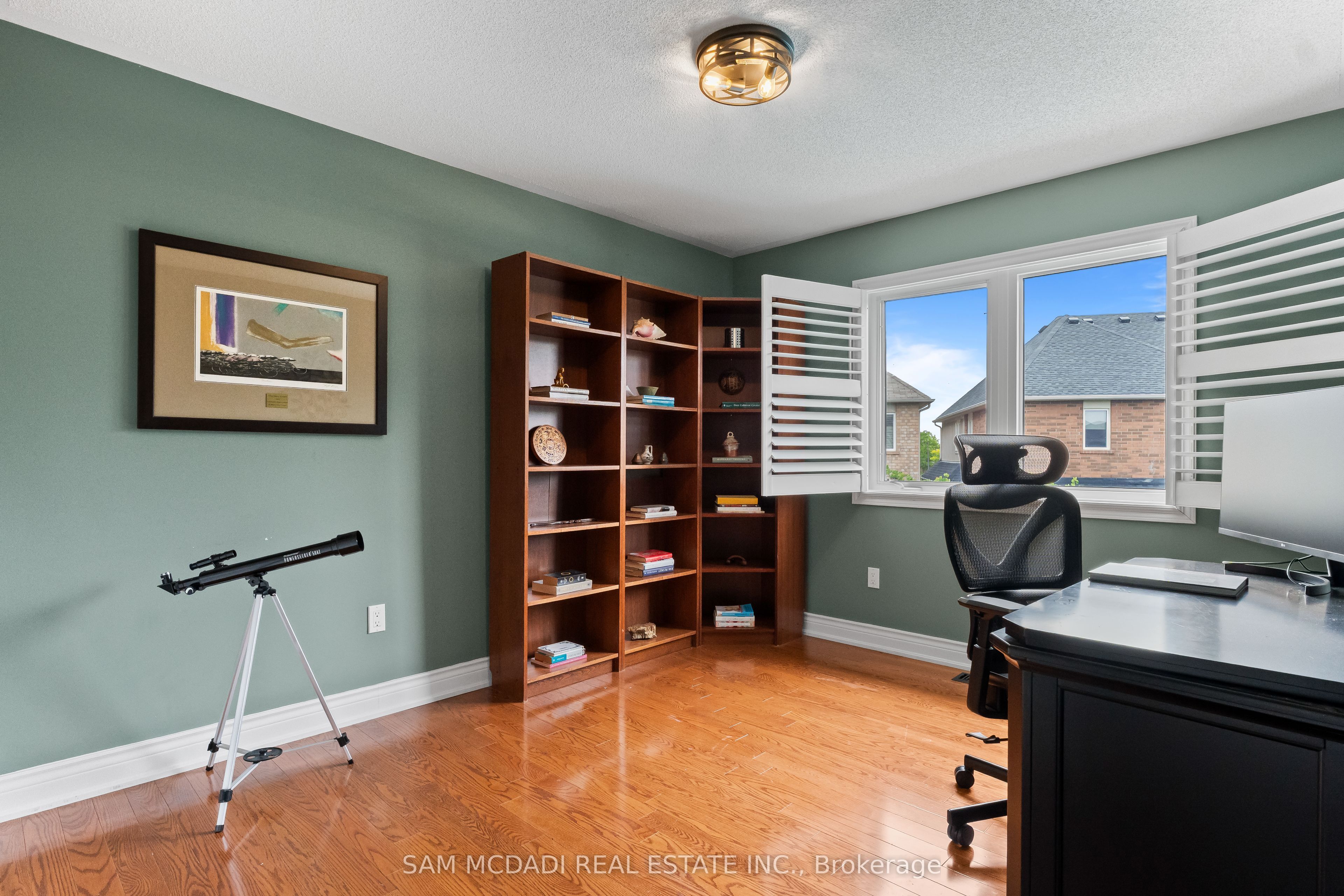 899 Pickersgill Crescent Property Photo 31