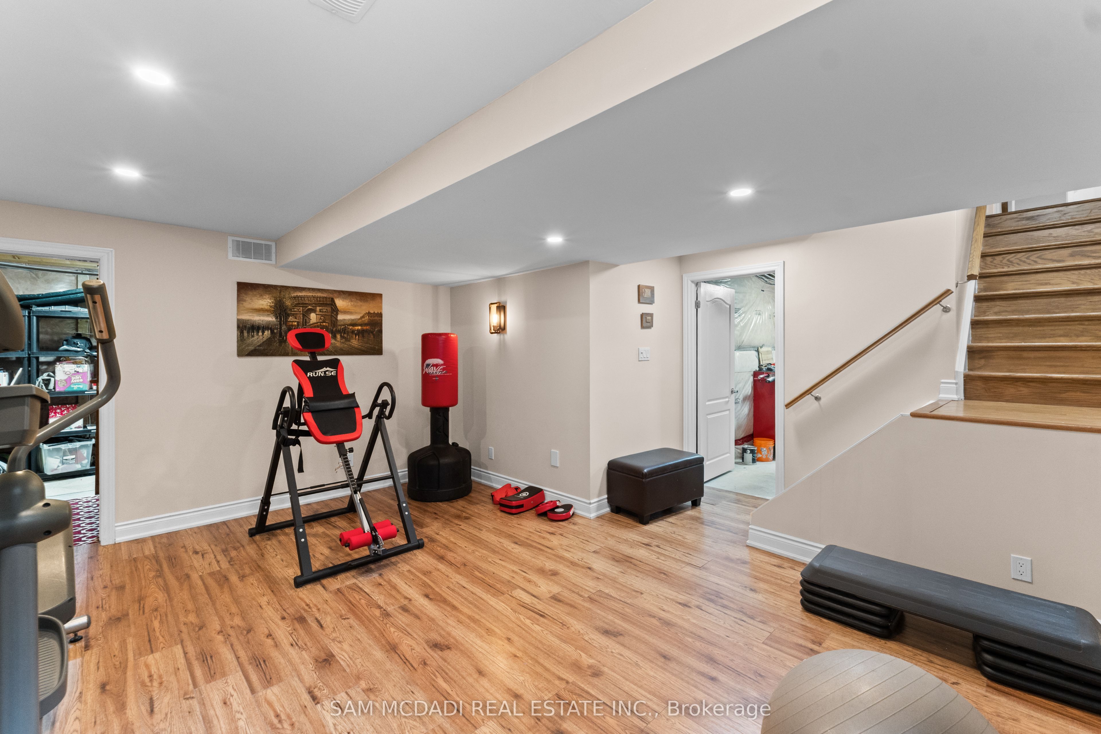 899 Pickersgill Crescent Property Photo 33