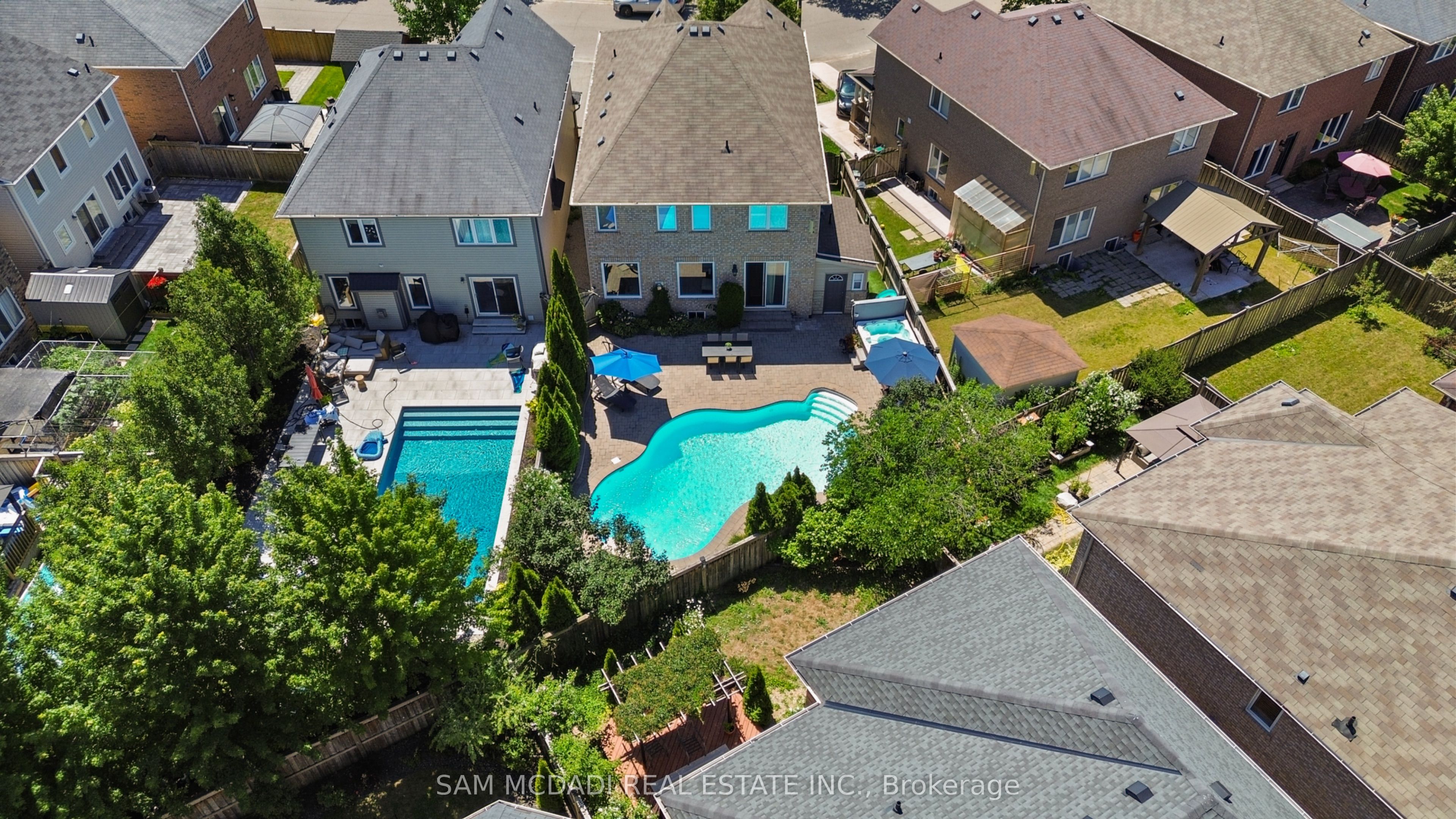 899 Pickersgill Crescent Property Photo 40