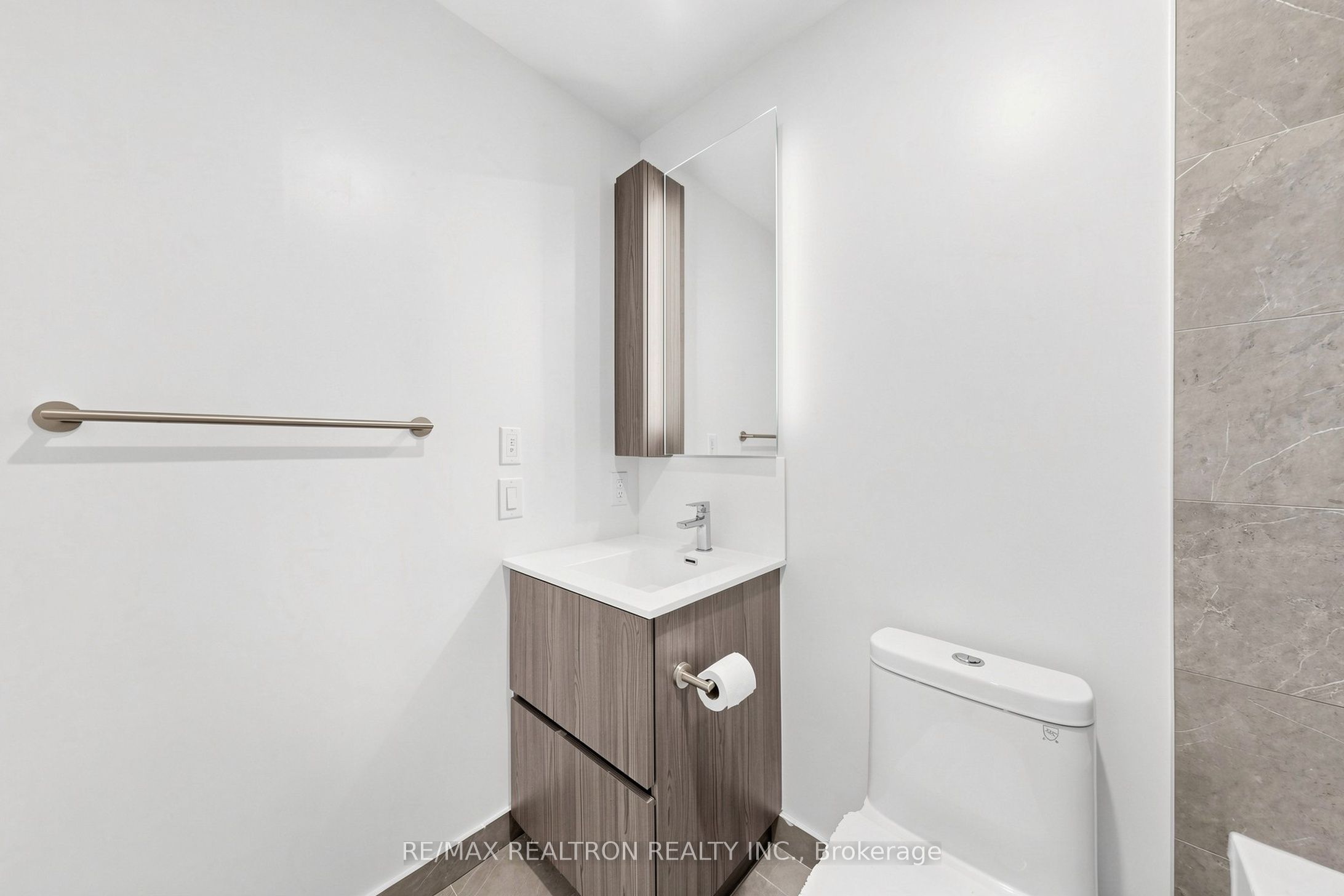 220 Missinnihe Way 817 Property Photo 36