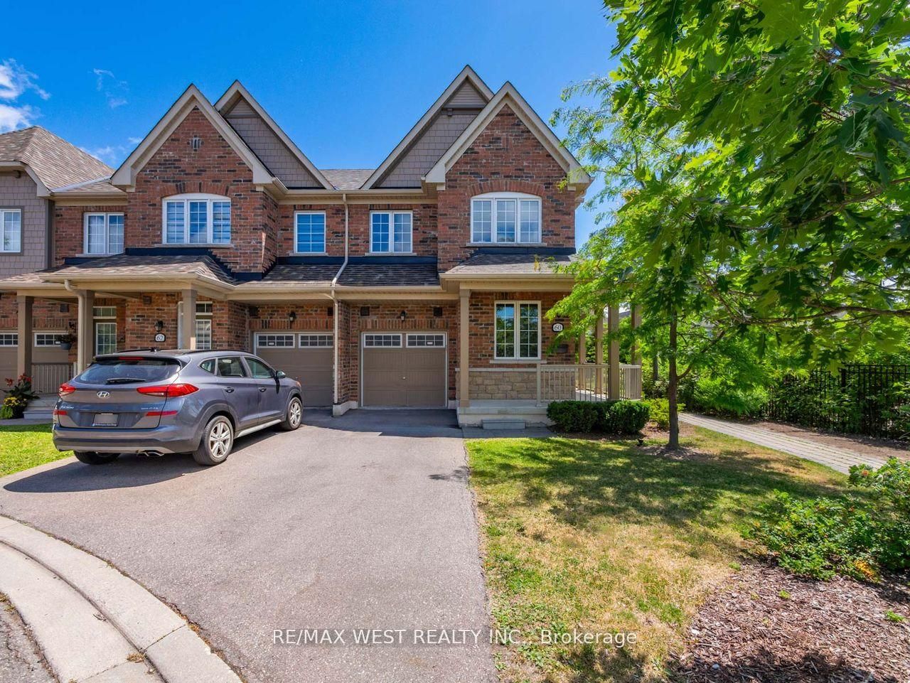 60 Utopia Way Property Photo 1