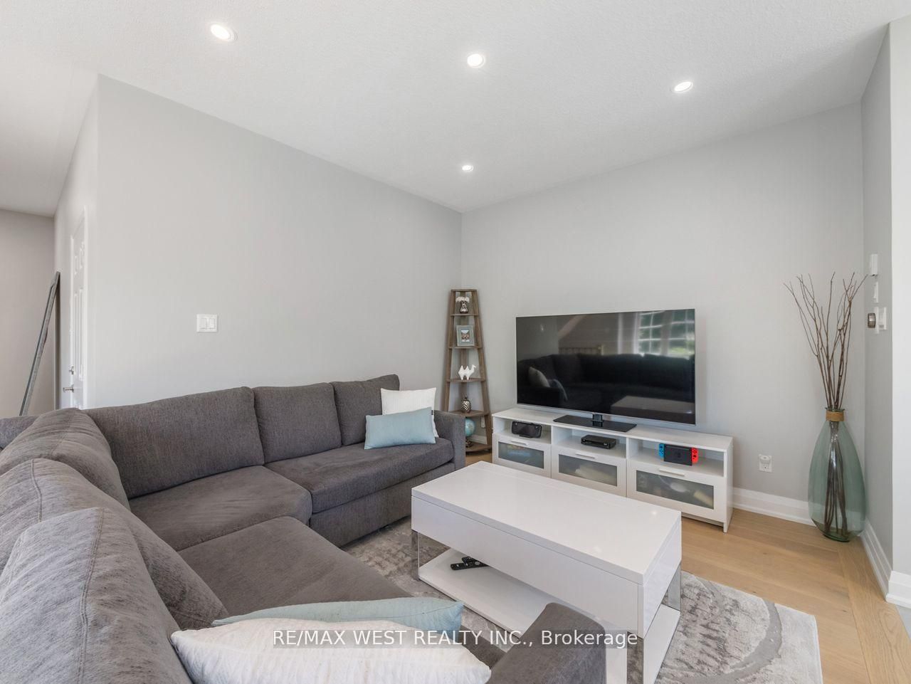60 Utopia Way Property Photo 15