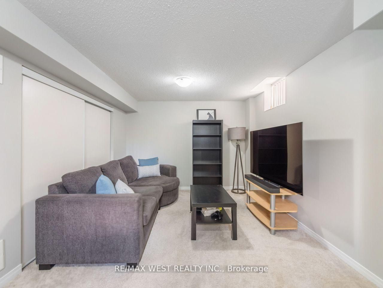 60 Utopia Way Property Photo 40