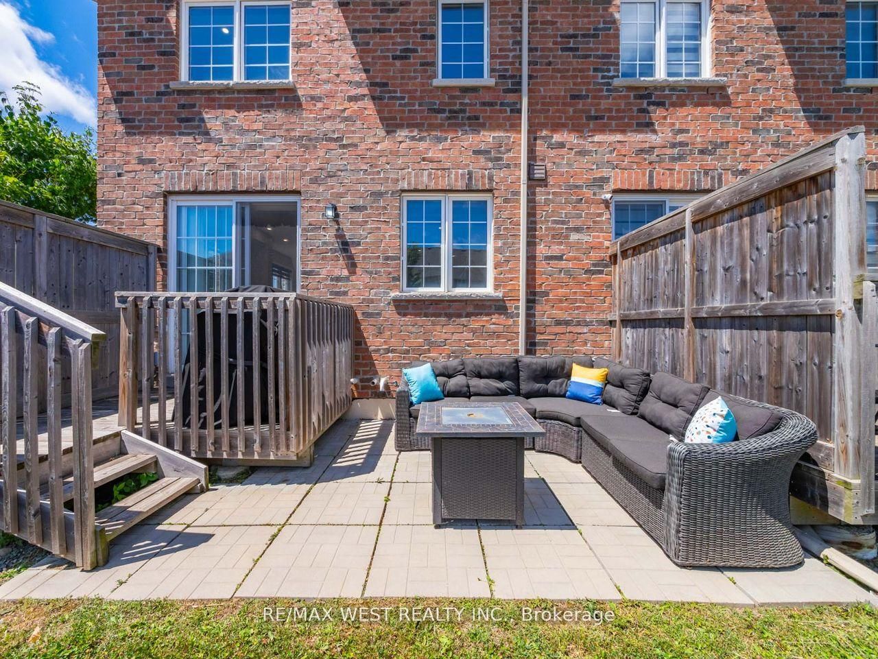 60 Utopia Way Property Photo 45