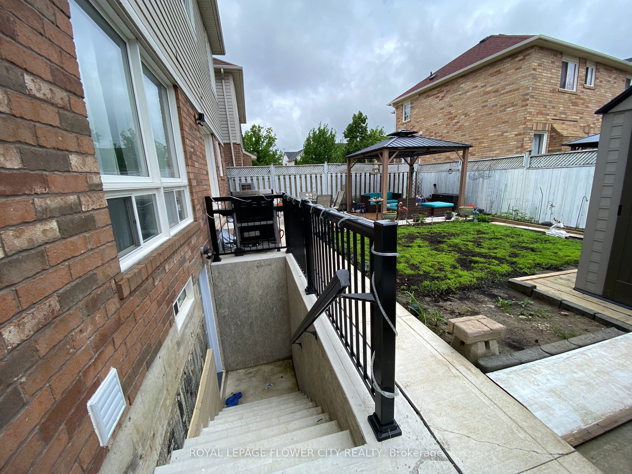 29 Marshmarigold Drive Basement Property Photo 2