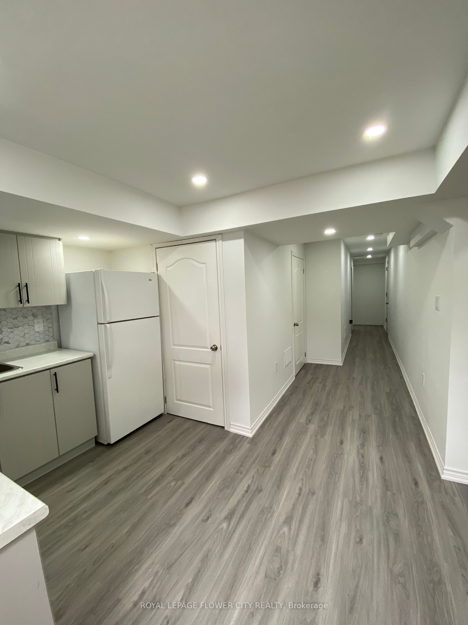 29 Marshmarigold Drive Basement Property Photo 5