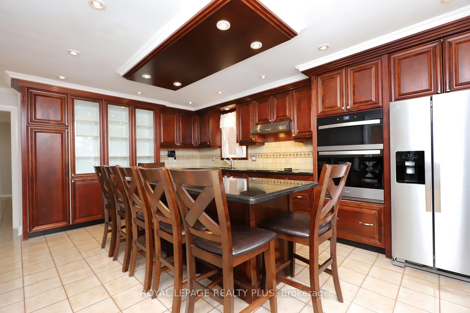 1086 Hedge Drive Property Photo 11