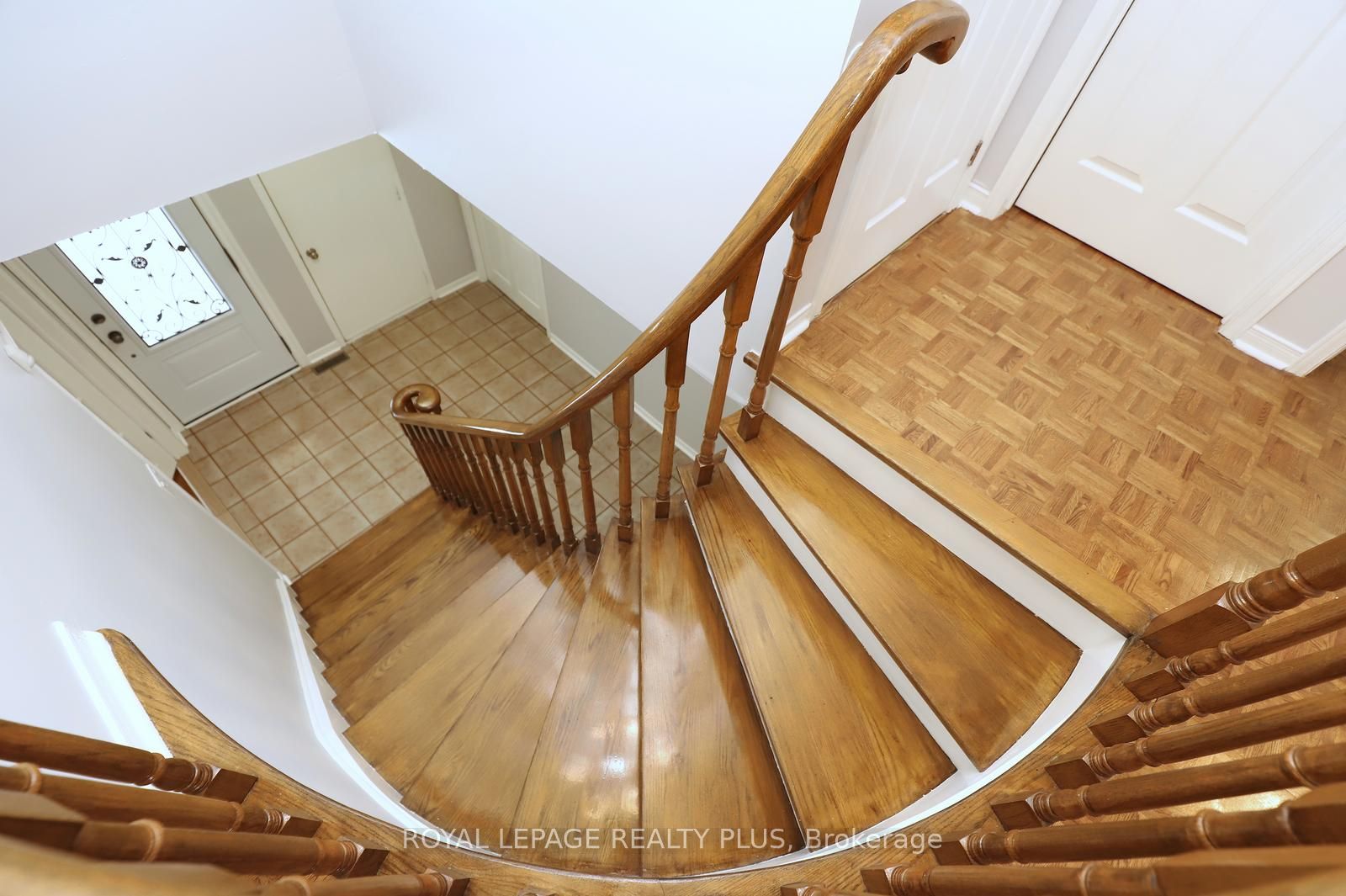 1086 Hedge Drive Property Photo 18