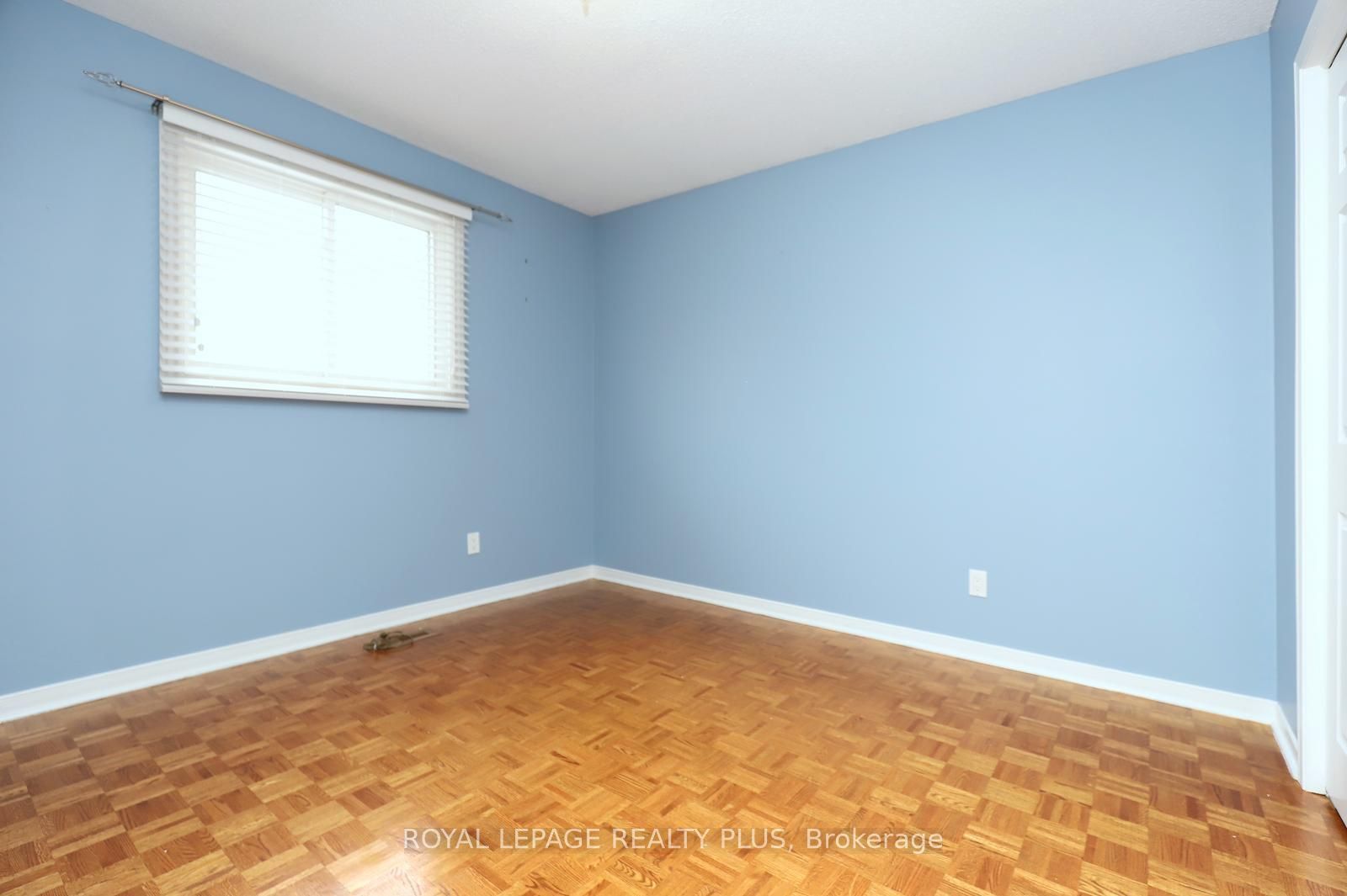 1086 Hedge Drive Property Photo 26