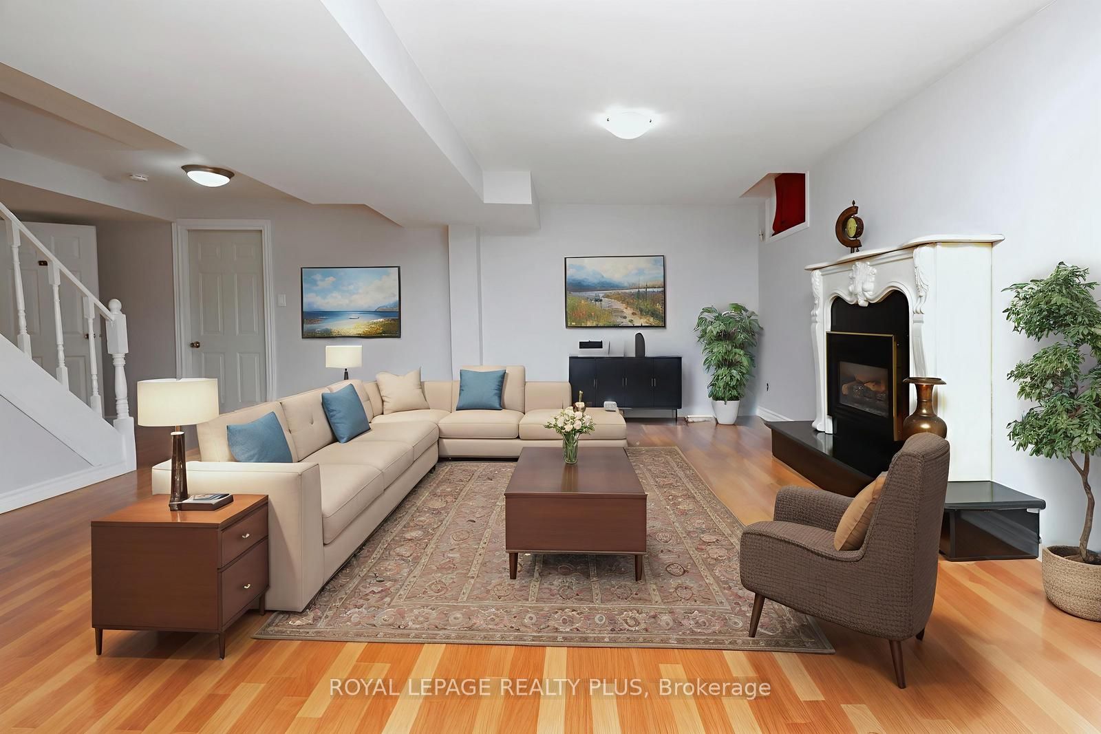 1086 Hedge Drive Property Photo 33