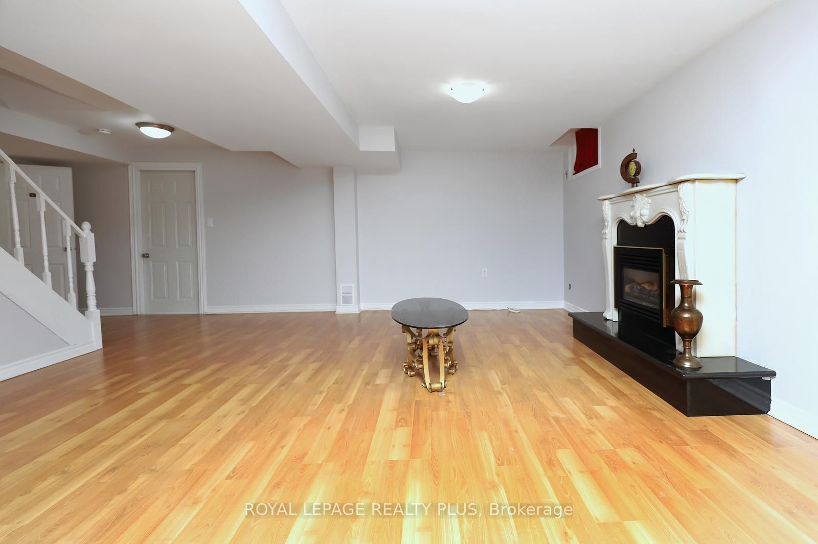 1086 Hedge Drive Property Photo 34