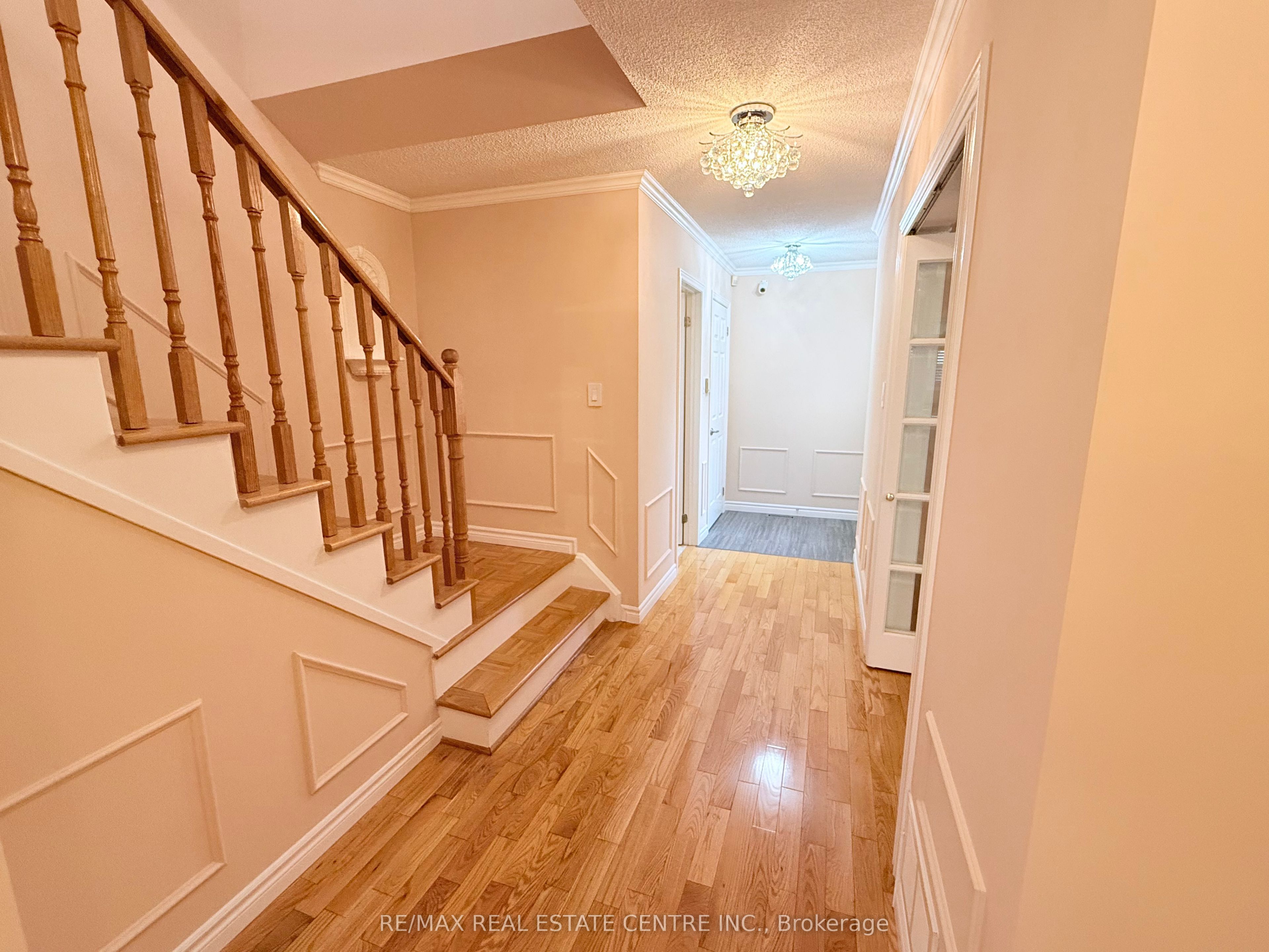 7264 Seabreeze Drive Property Photo 15
