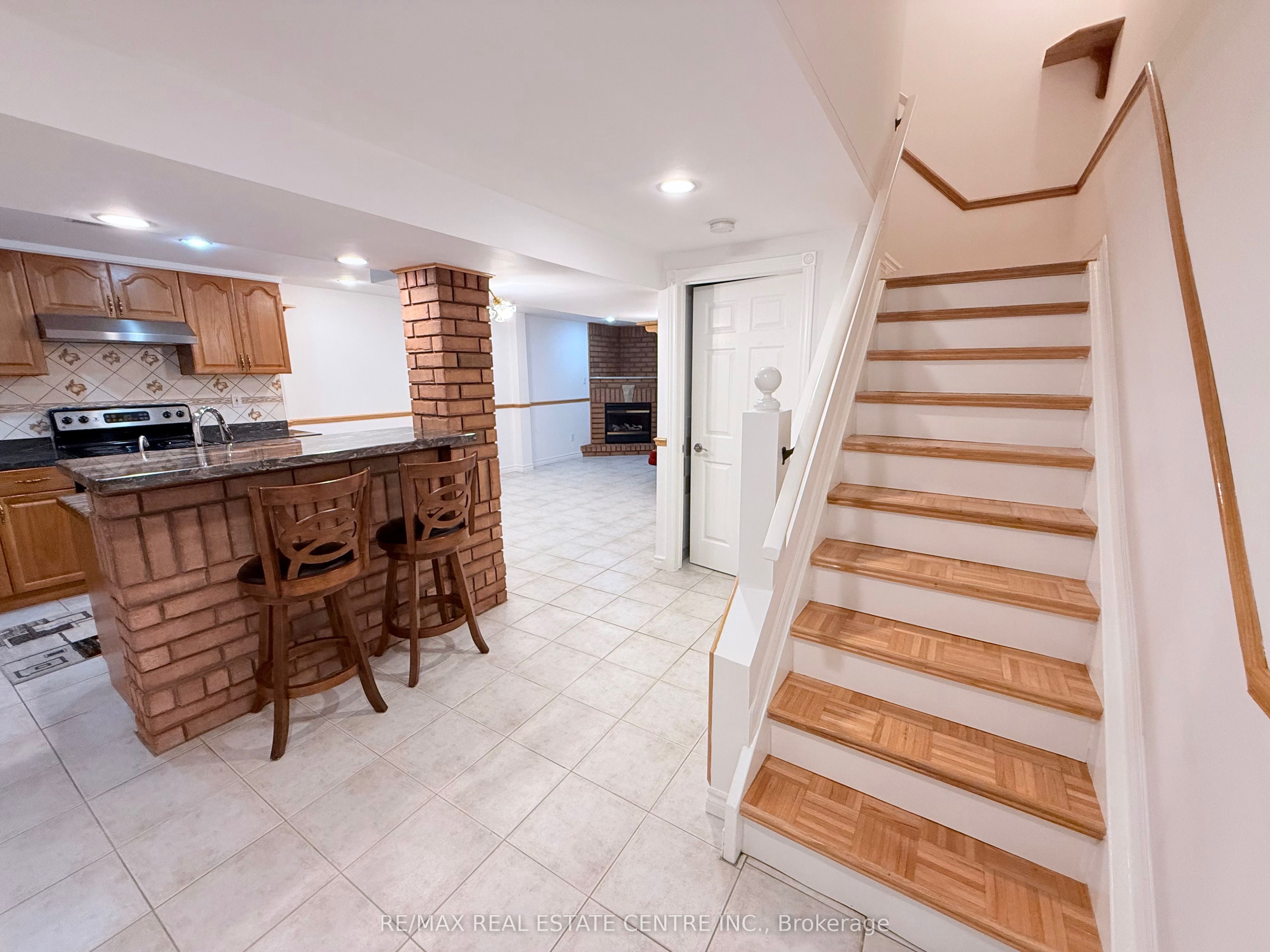 7264 Seabreeze Drive Property Photo 32