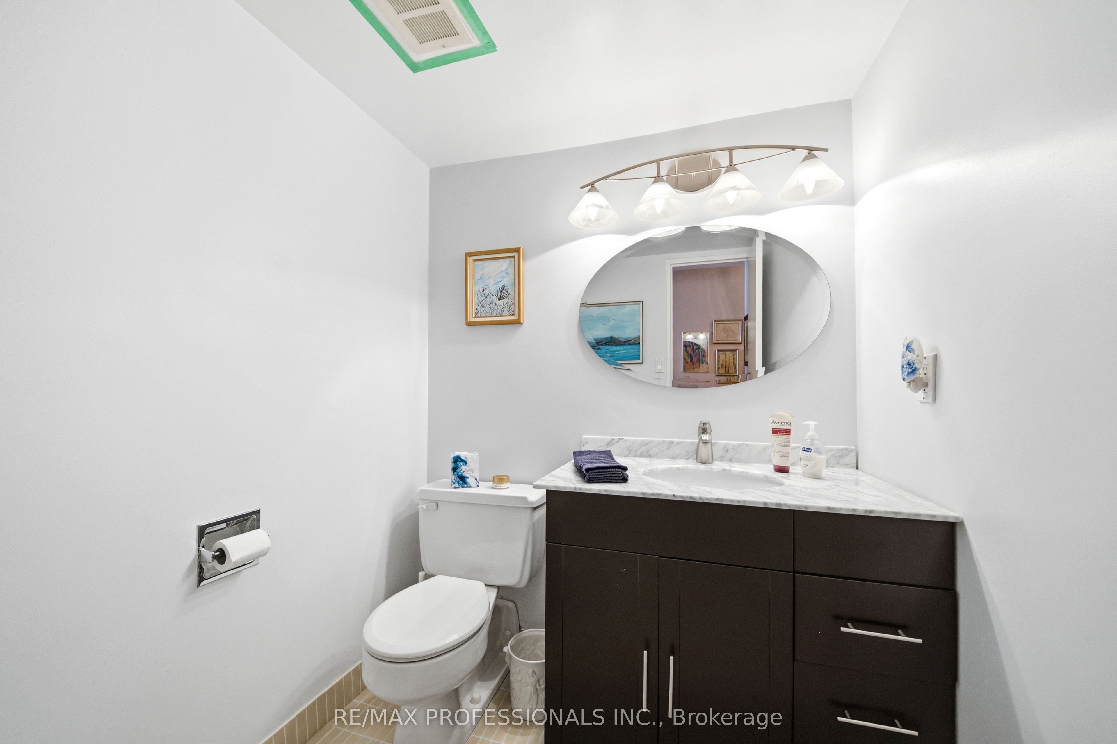 11 Wincott Drive 1208 Property Photo 25