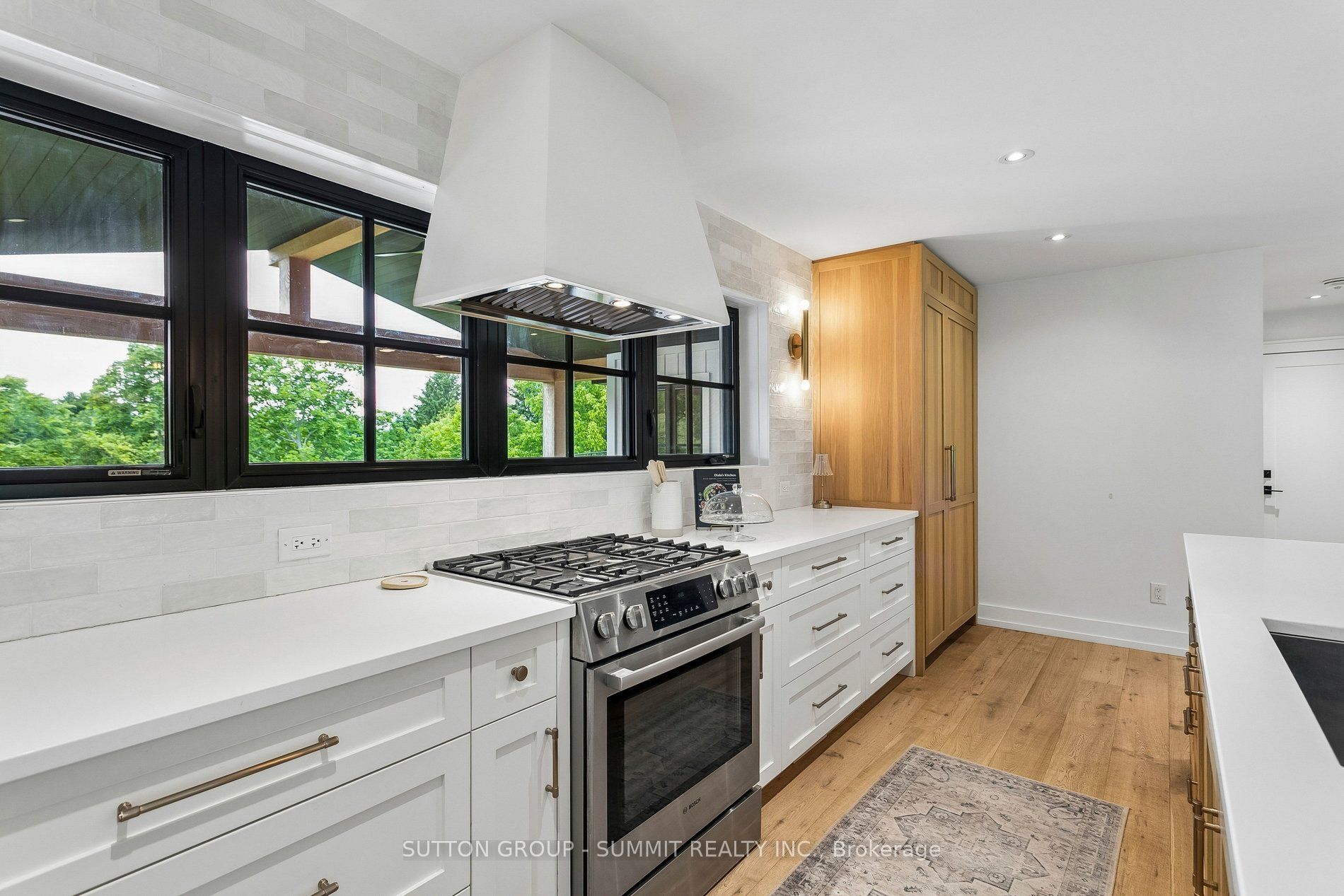 1315 Britannia Road Property Photo 14