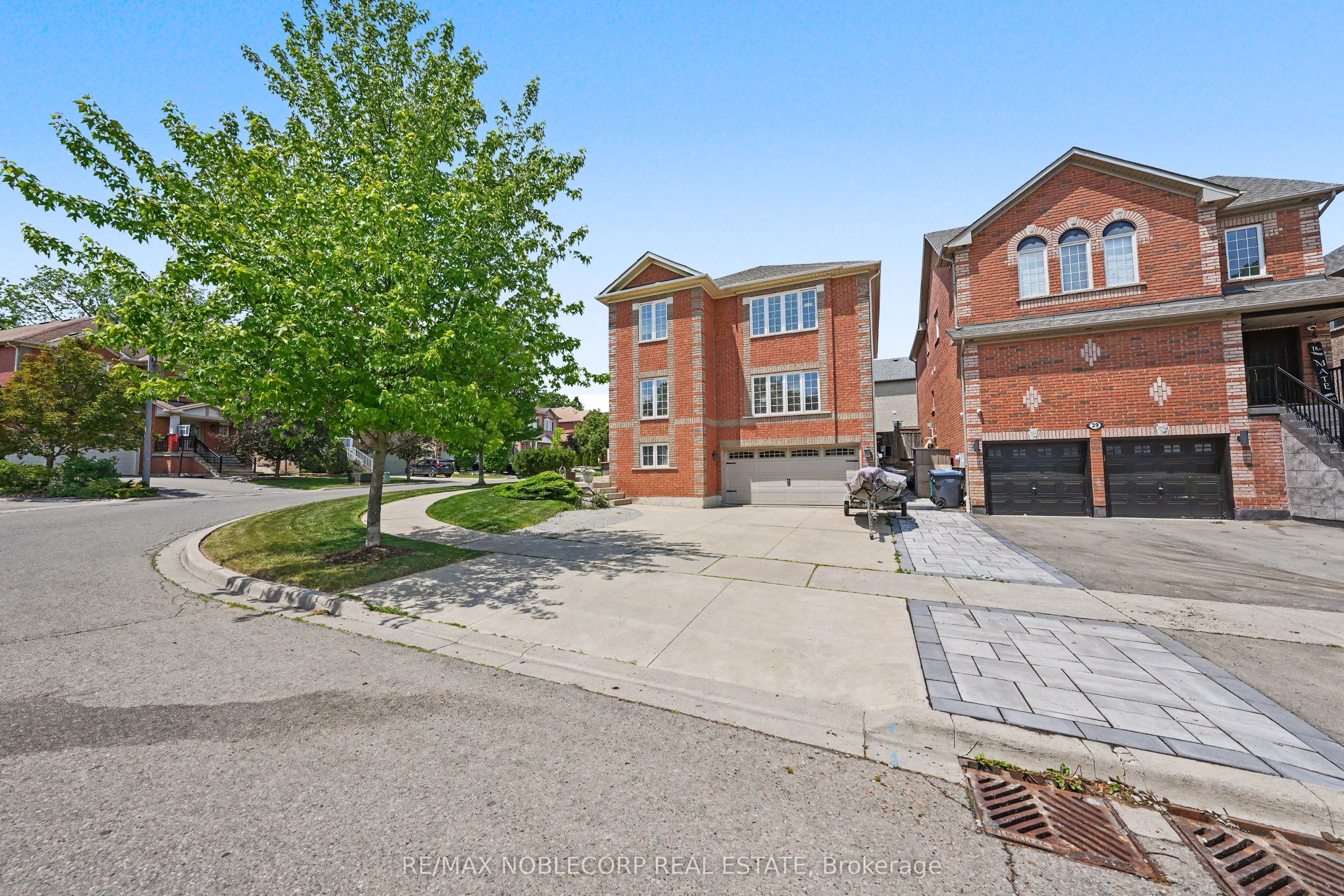 37 Christensen Avenue Property Photo 4