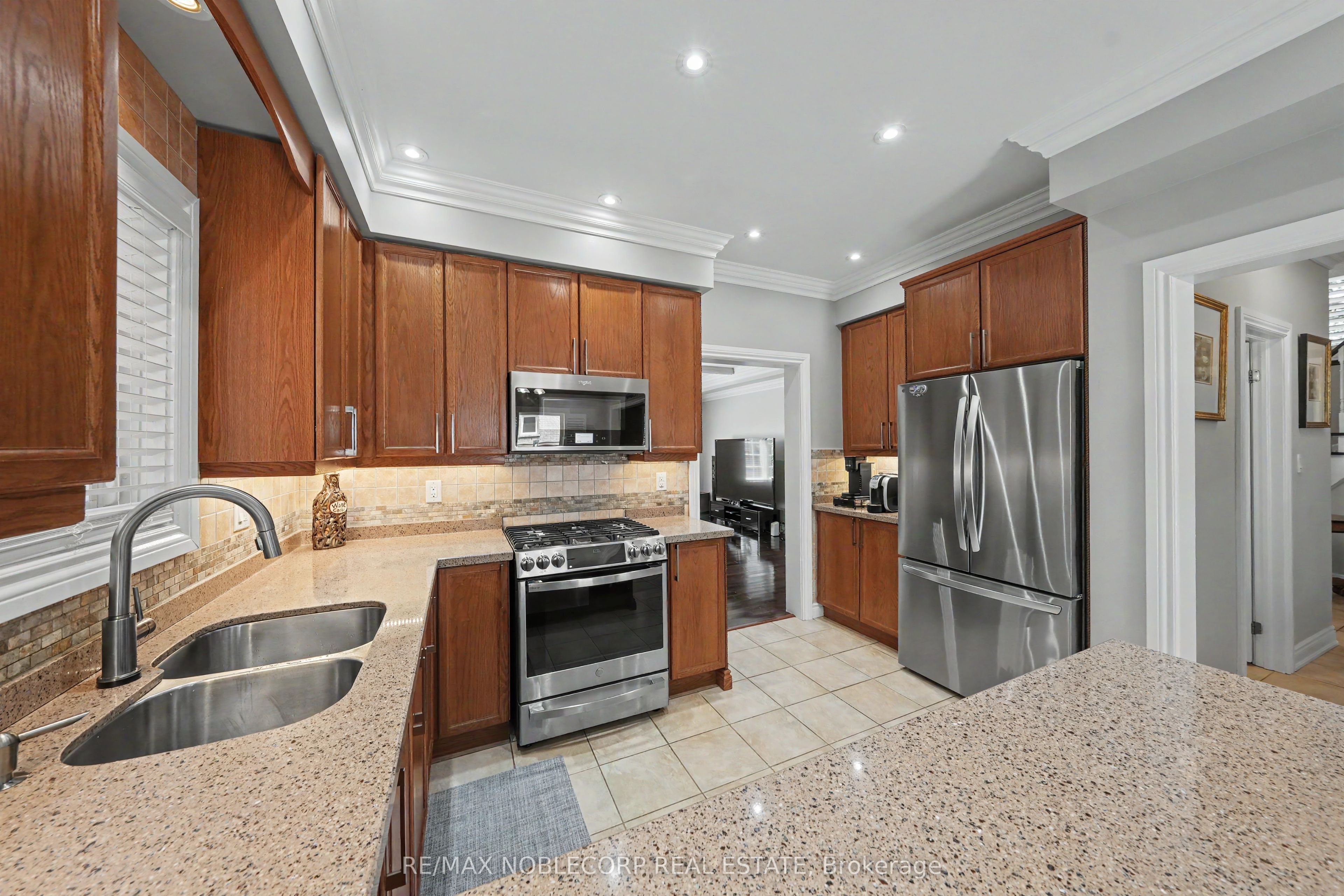 37 Christensen Avenue Property Photo 16