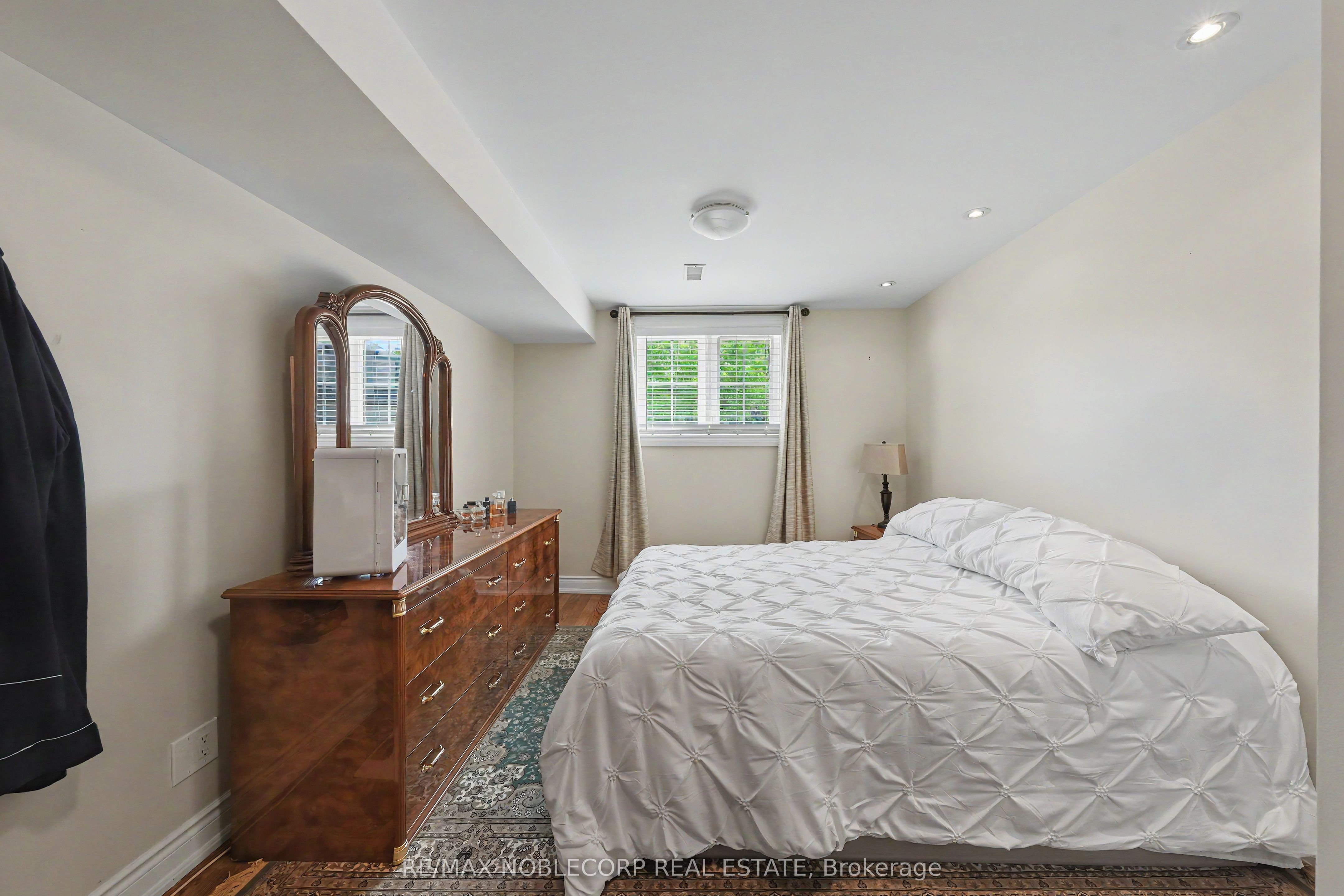 37 Christensen Avenue Property Photo 45