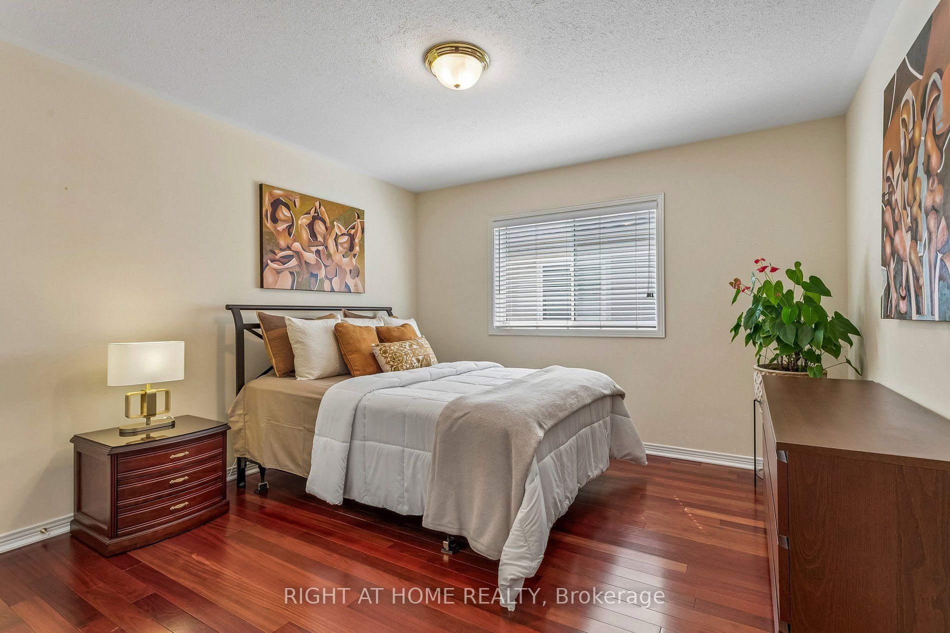 4263 Couples Crescent Property Photo 24