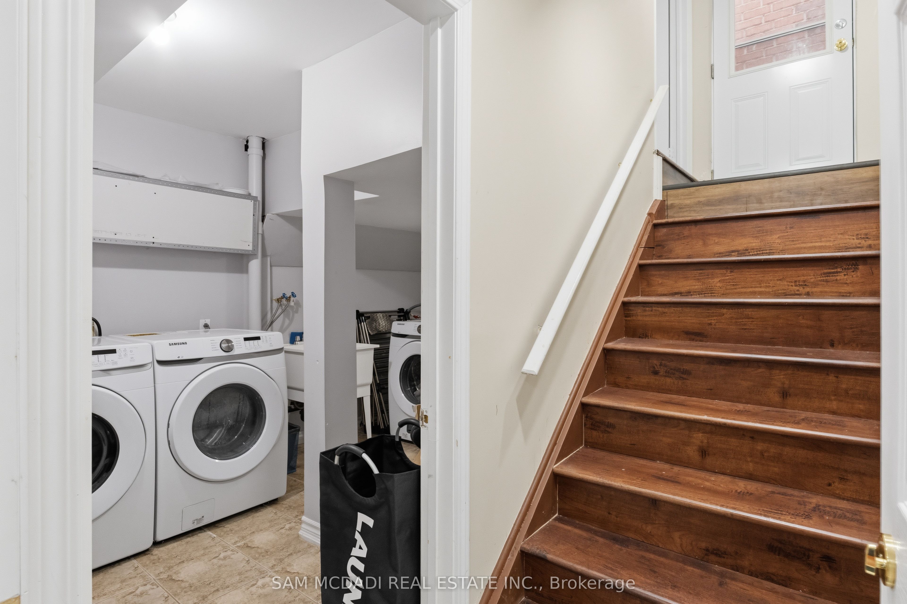 5604 Doctor Peddle Crescent Property Photo 26