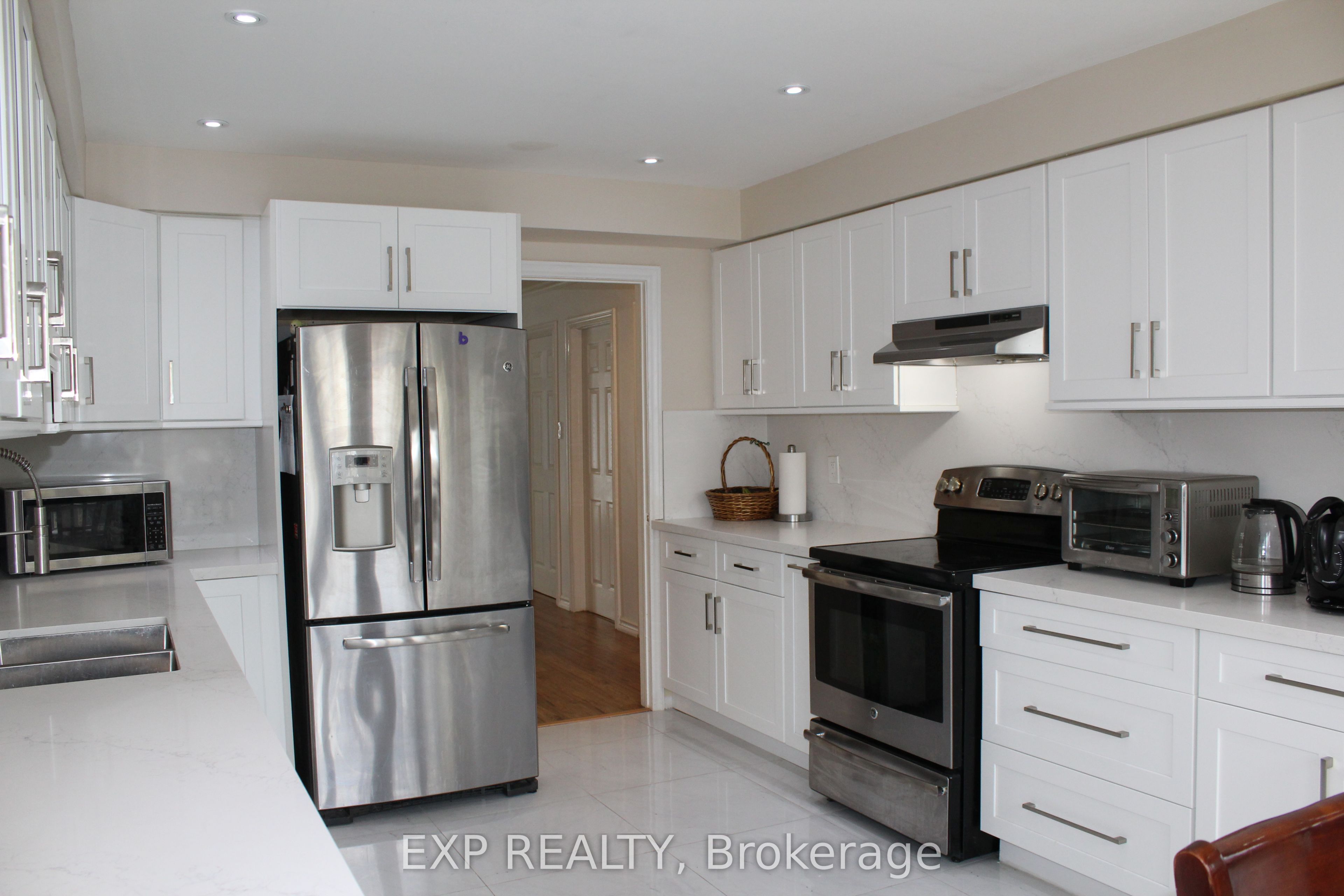 48 Howell Street Property Photo 9
