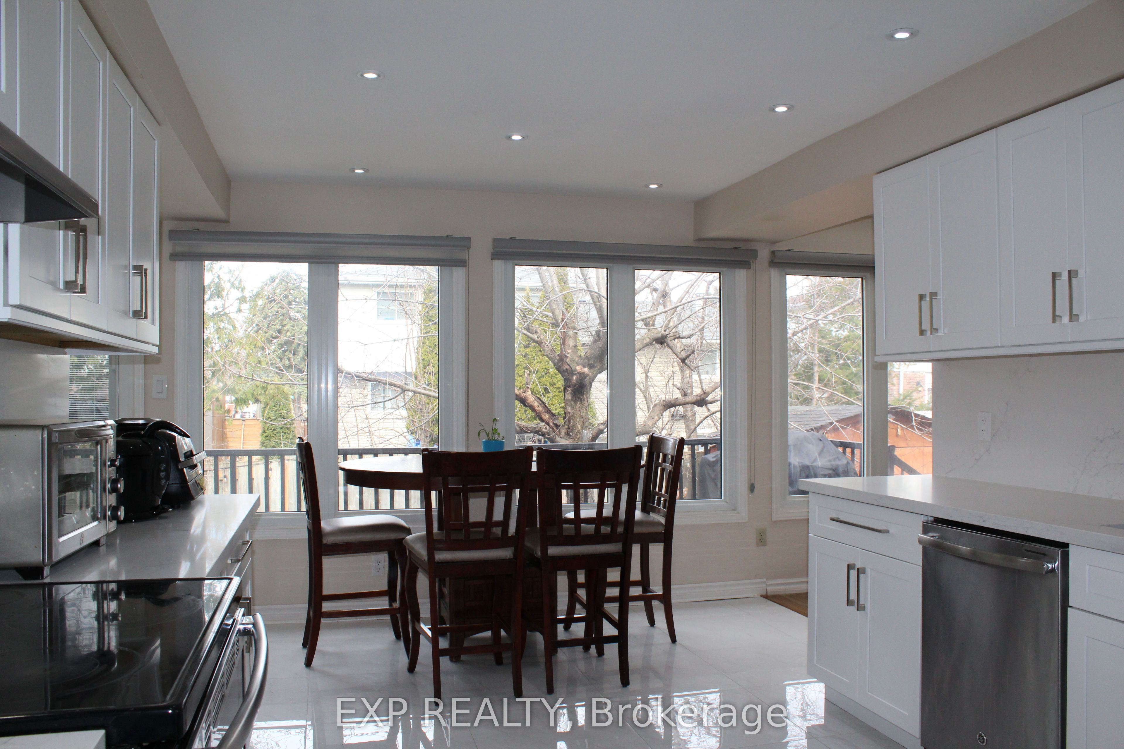 48 Howell Street Property Photo 10
