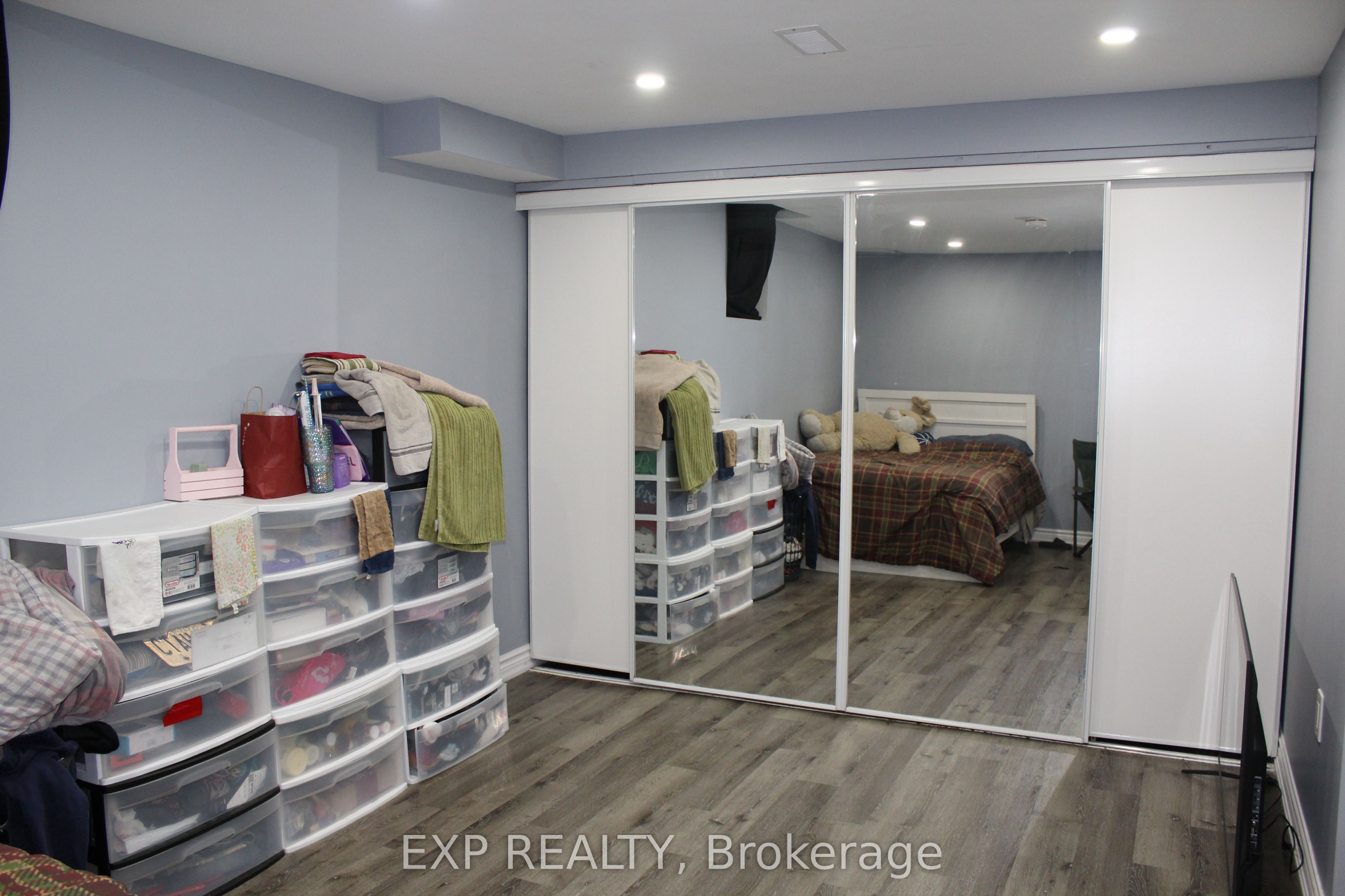 48 Howell Street Property Photo 33
