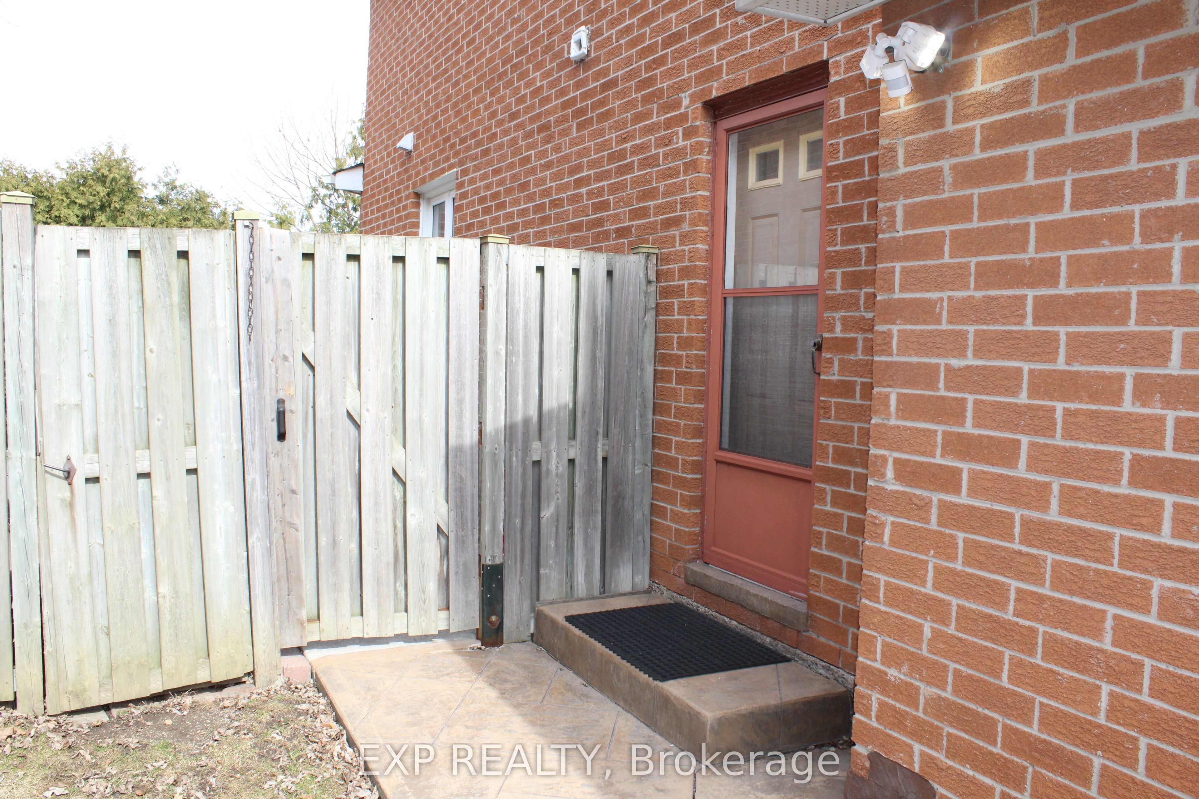 48 Howell Street Property Photo 44