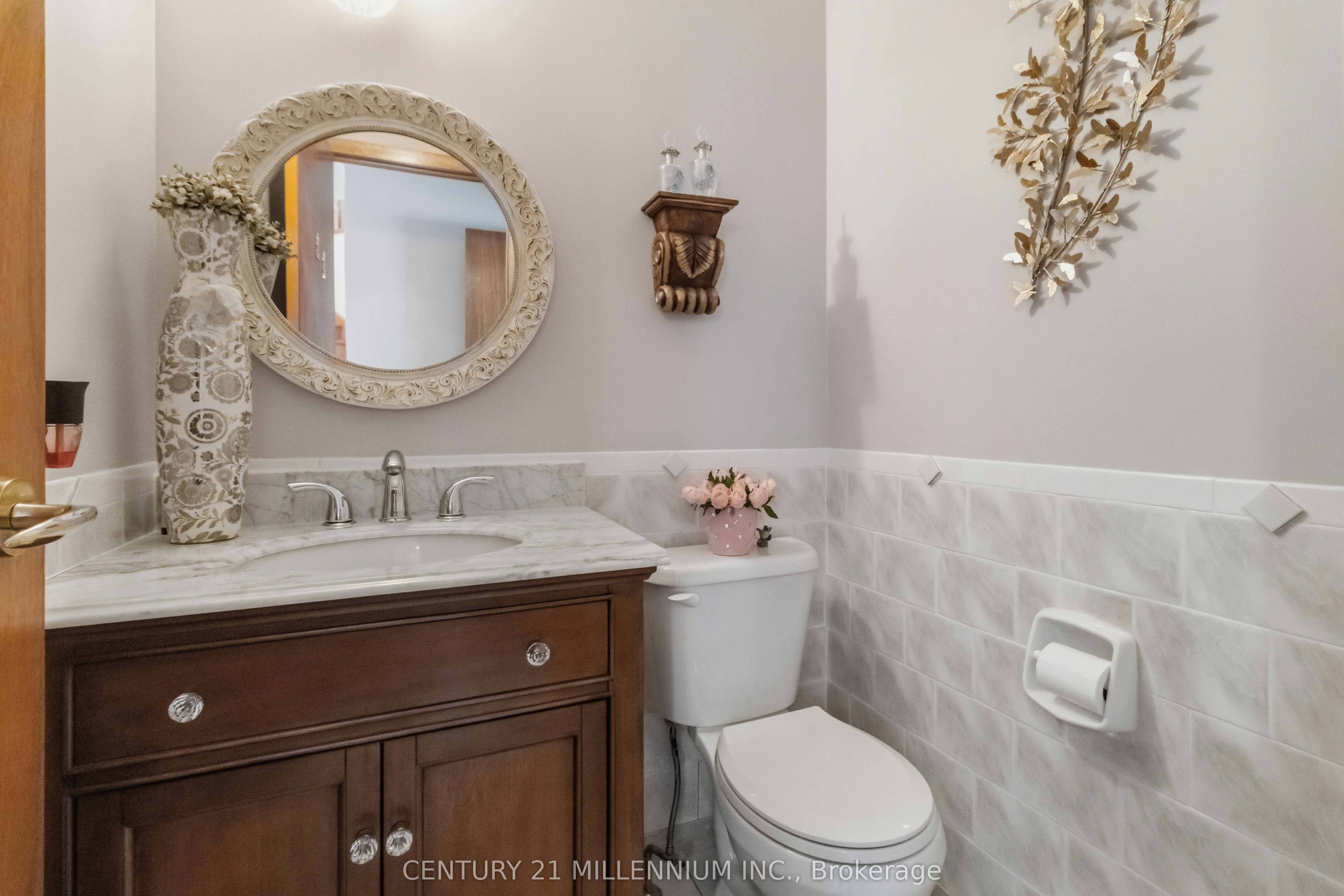 83 Sunforest Drive Property Photo 18