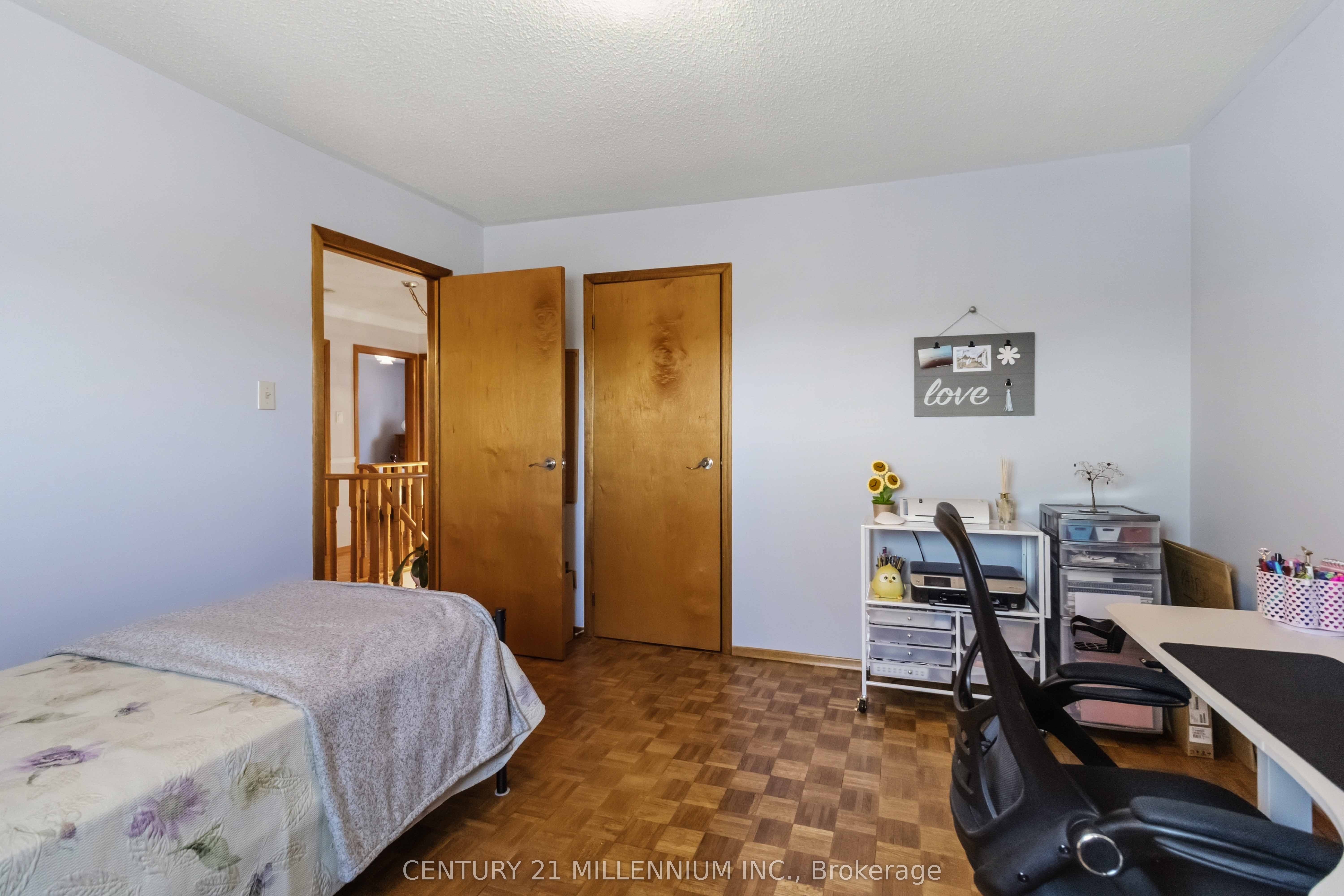 83 Sunforest Drive Property Photo 21