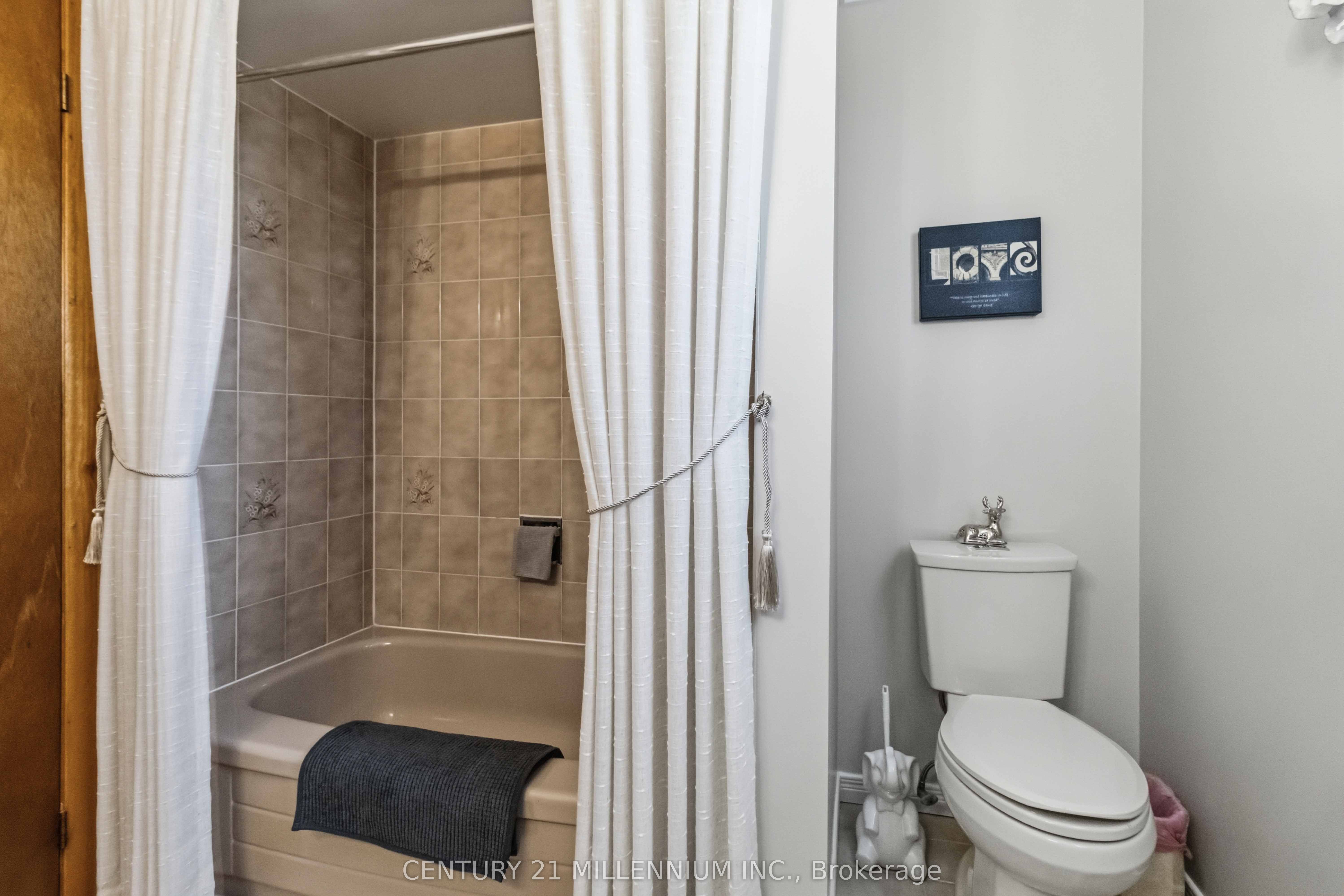 83 Sunforest Drive Property Photo 24