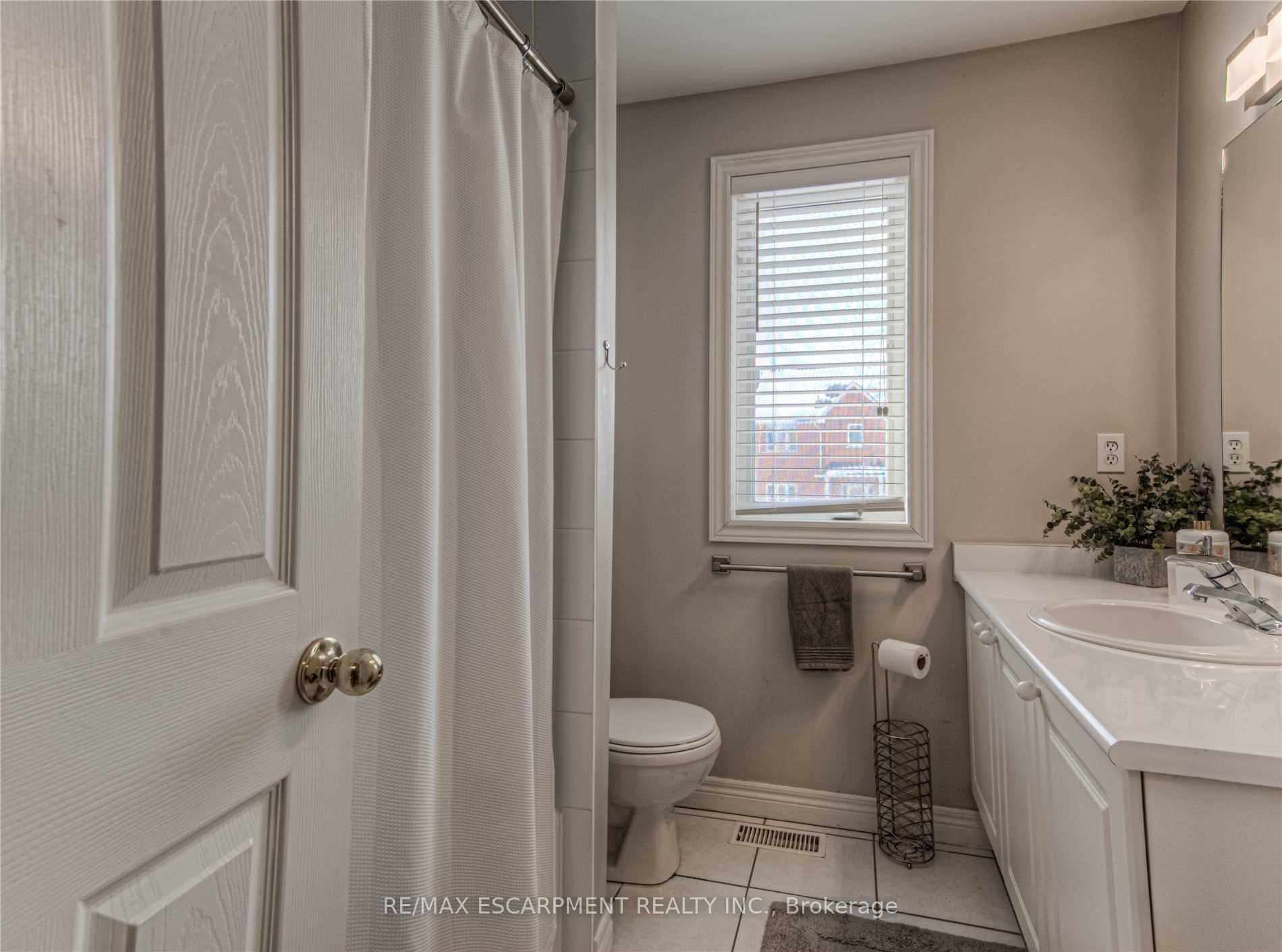 1745 Creek Way 7 Property Photo 22