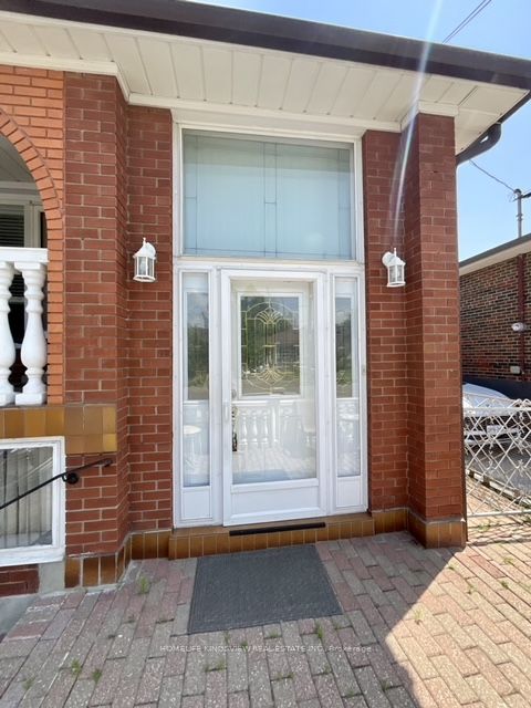 51 Seacliffe Boulevard Property Photo 4