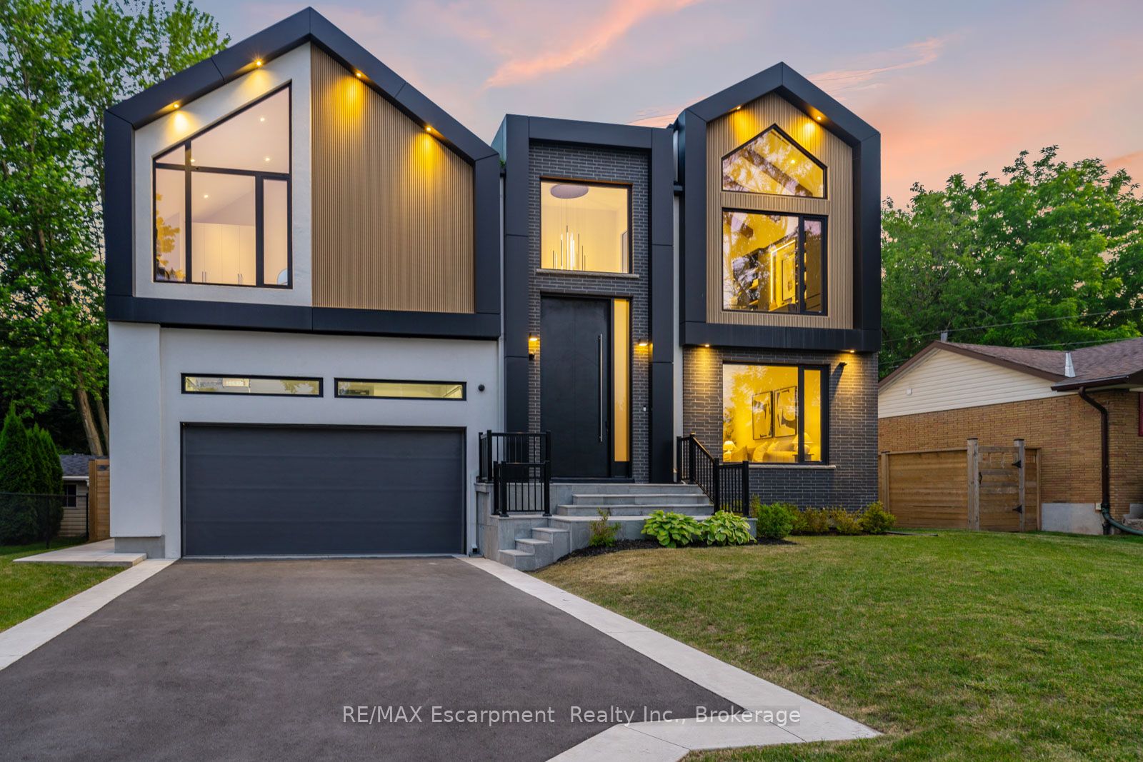 298 Strathcona Drive Property Photo 1