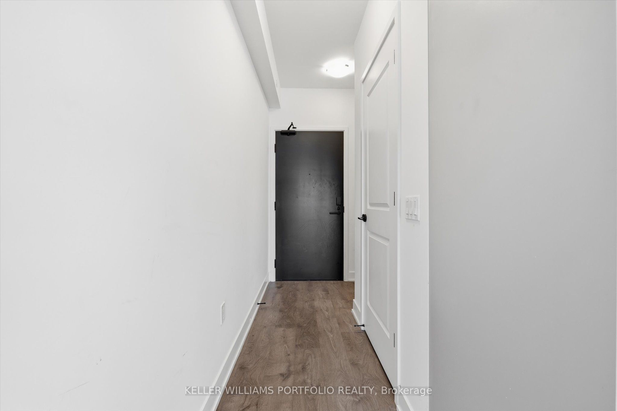2343 Khalsa Gate 229 Property Photo 15