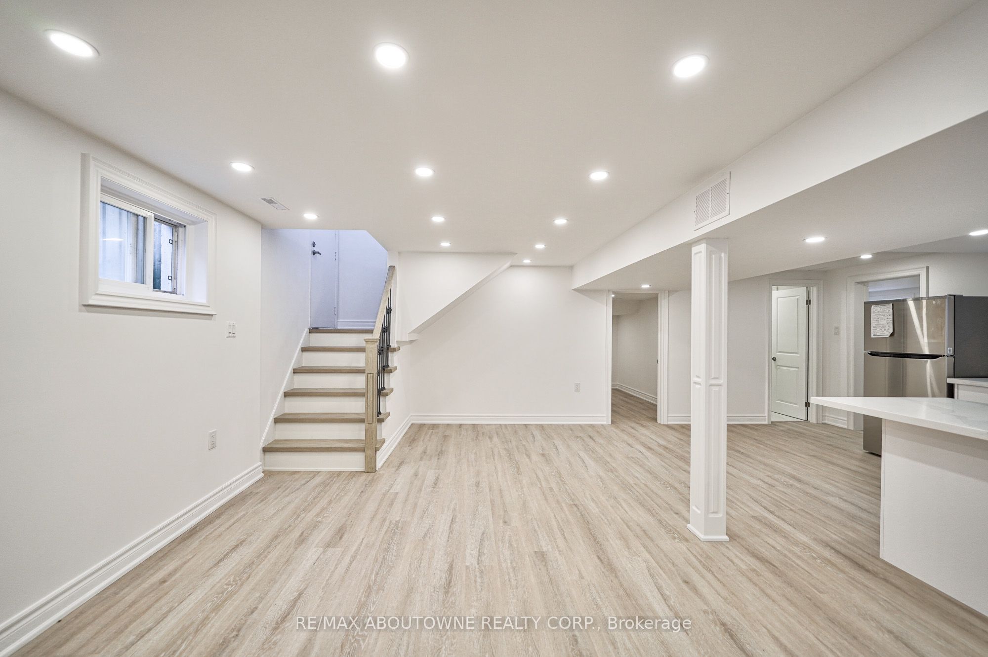 4395 Longmoor Drive Lower Property Photo 6