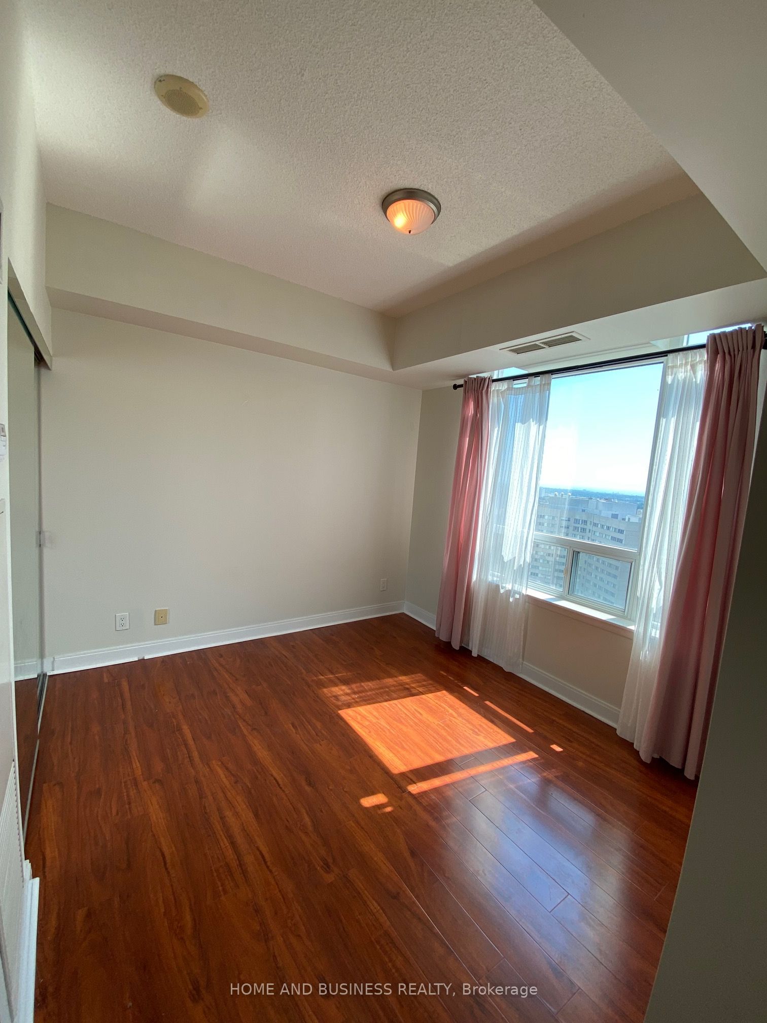 70 Absolute Avenue 2505 Property Photo 20