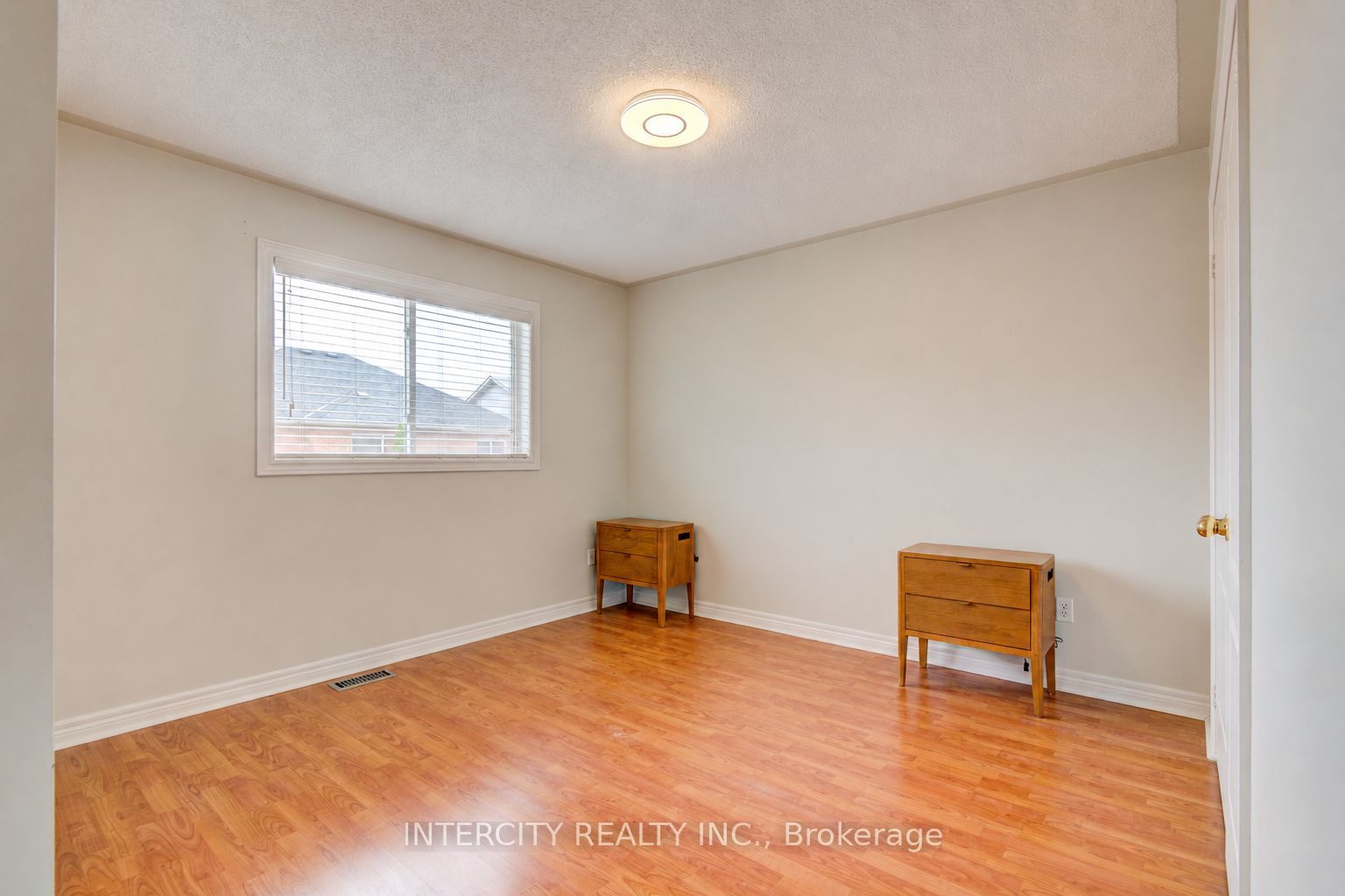 27 Modesto Crescent Property Photo 19
